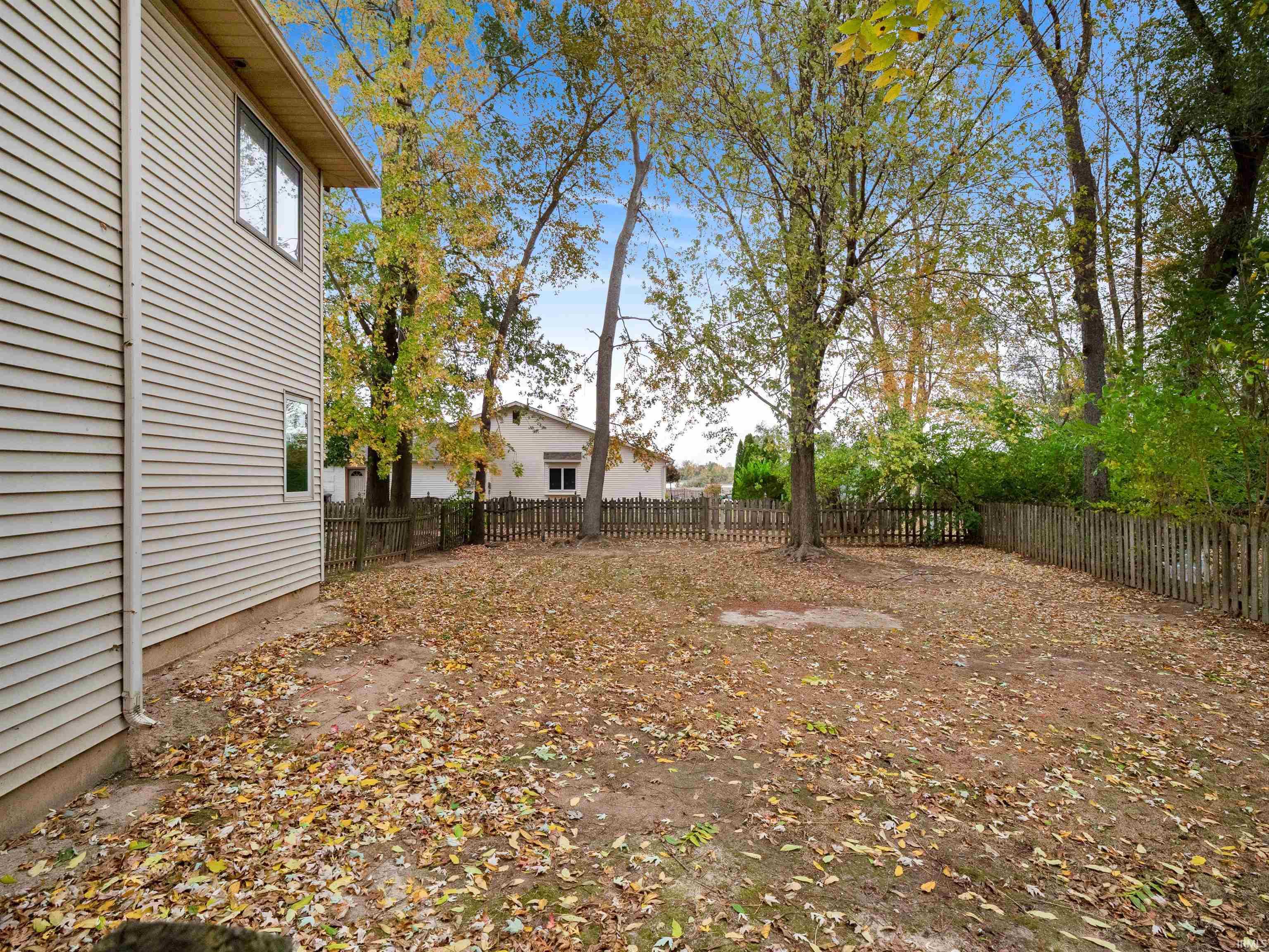 Photo 25 of 6725 Lakewood Court