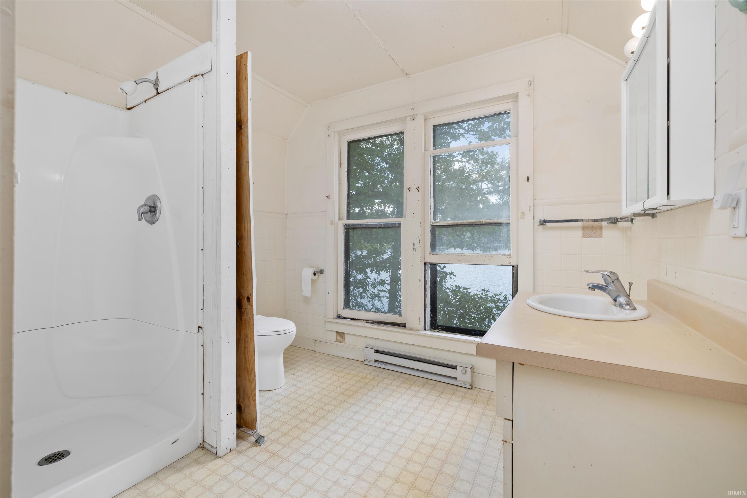 Photo 19 of 877 Harbor Court