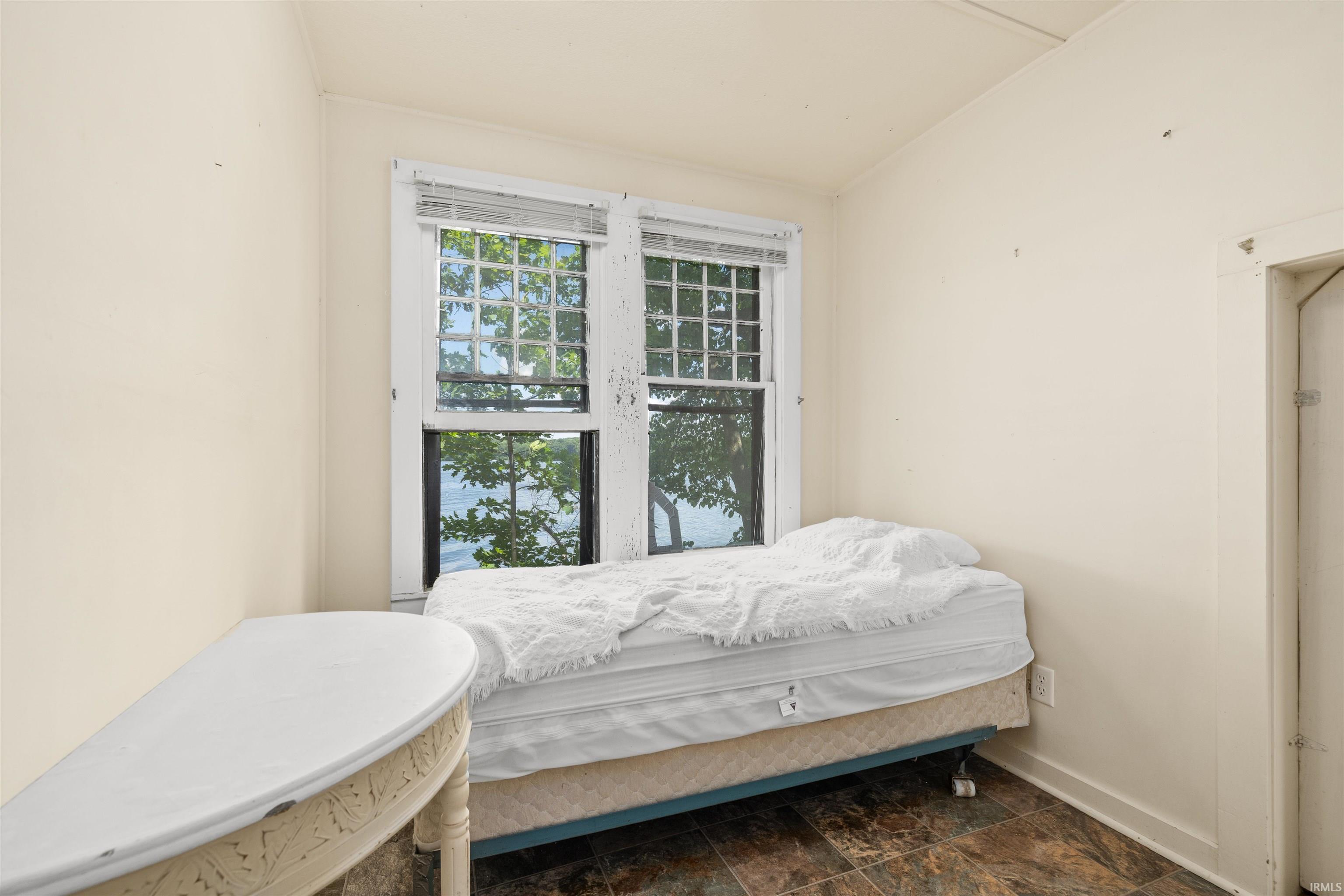 Photo 22 of 877 Harbor Court