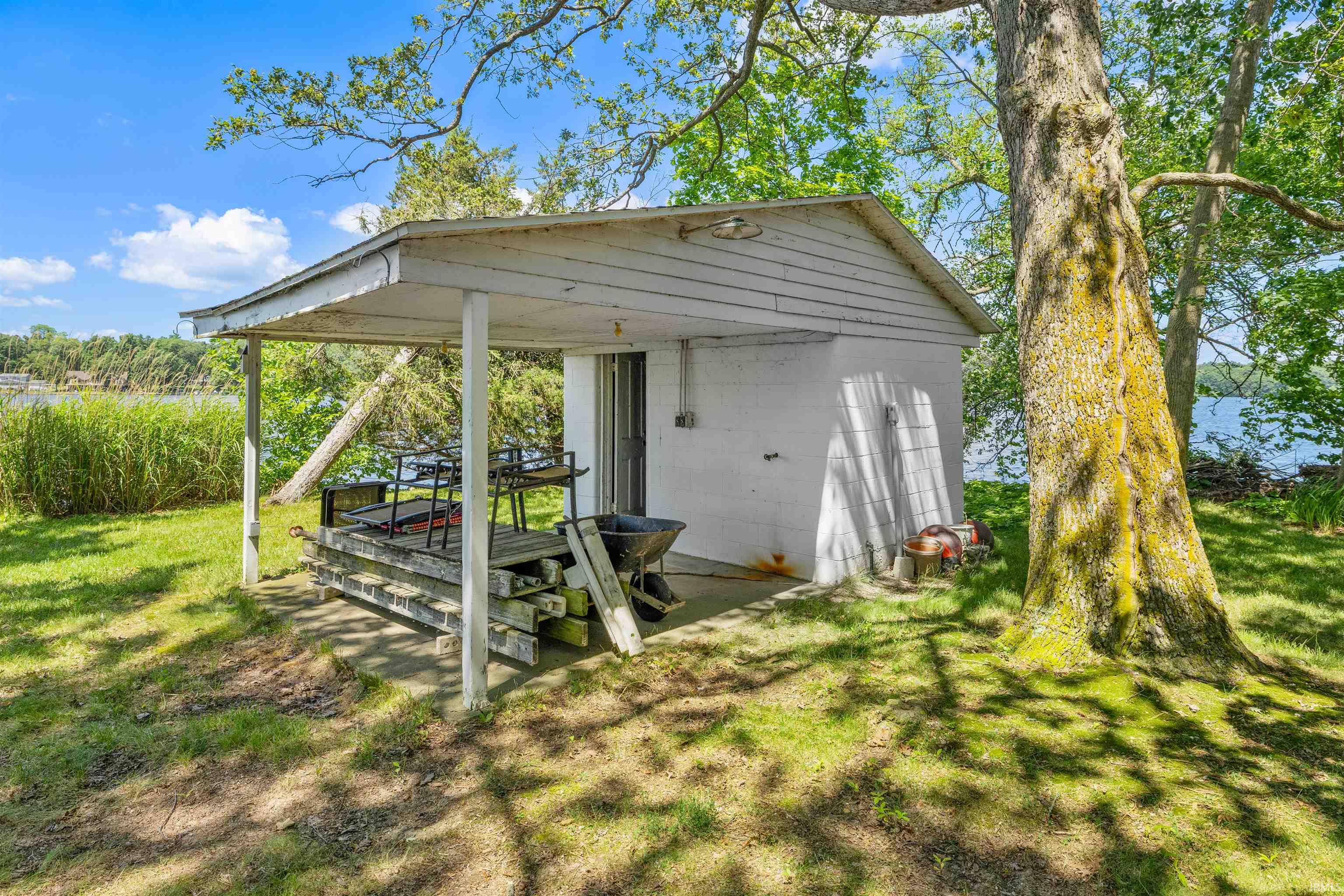 Photo 29 of 877 Harbor Court