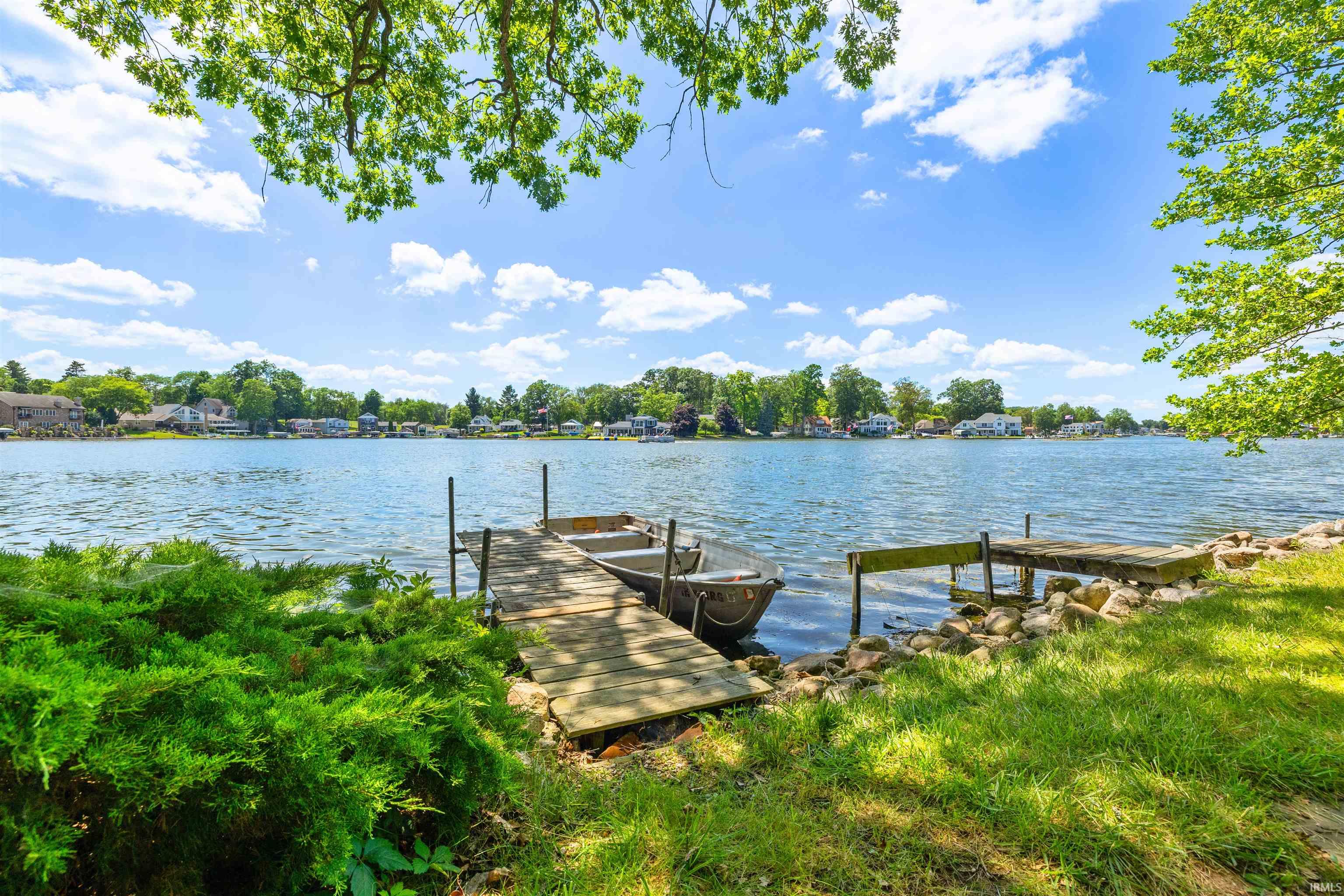 Photo 3 of 877 Harbor Court