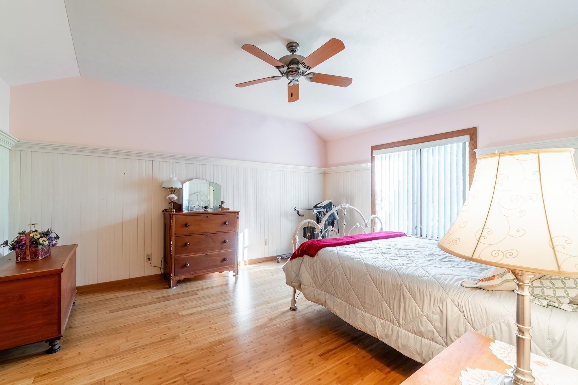 Photo 18 of 28 Ems W15 Lane