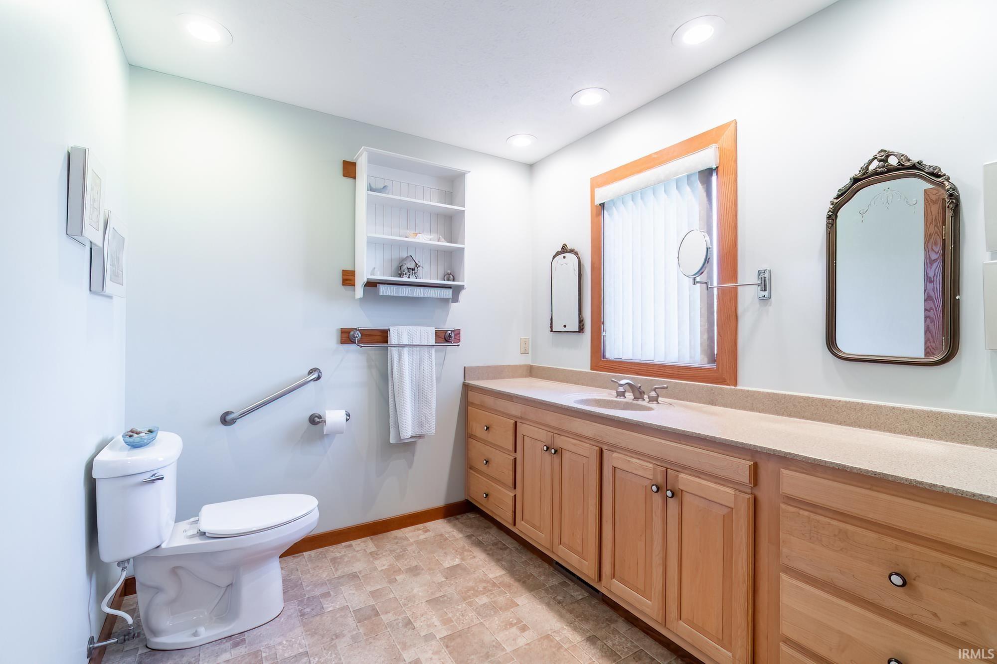 Photo 20 of 28 Ems W15 Lane