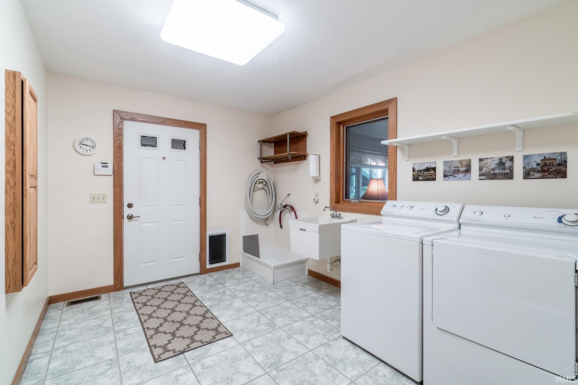 Photo 9 of 28 Ems W15 Lane