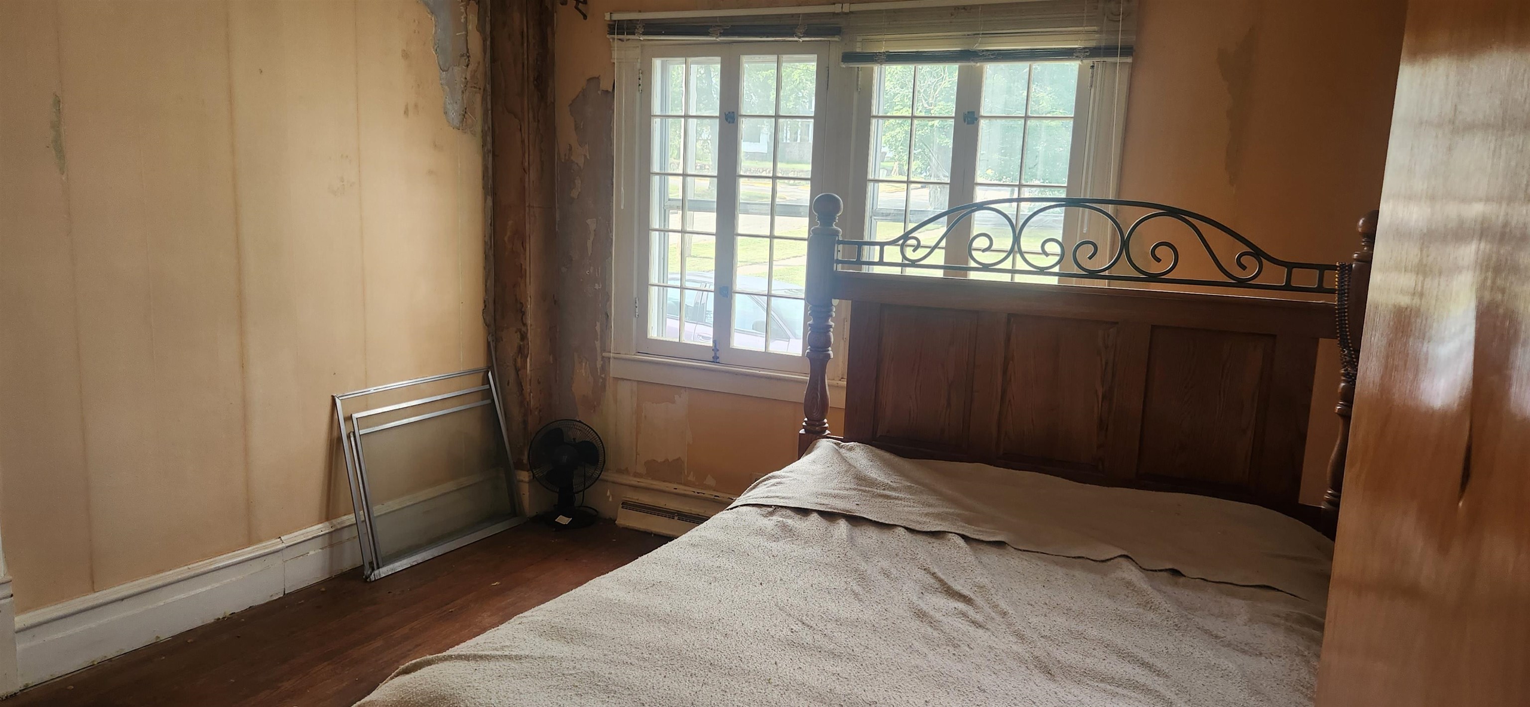 Photo 15 of 311 S Superior St