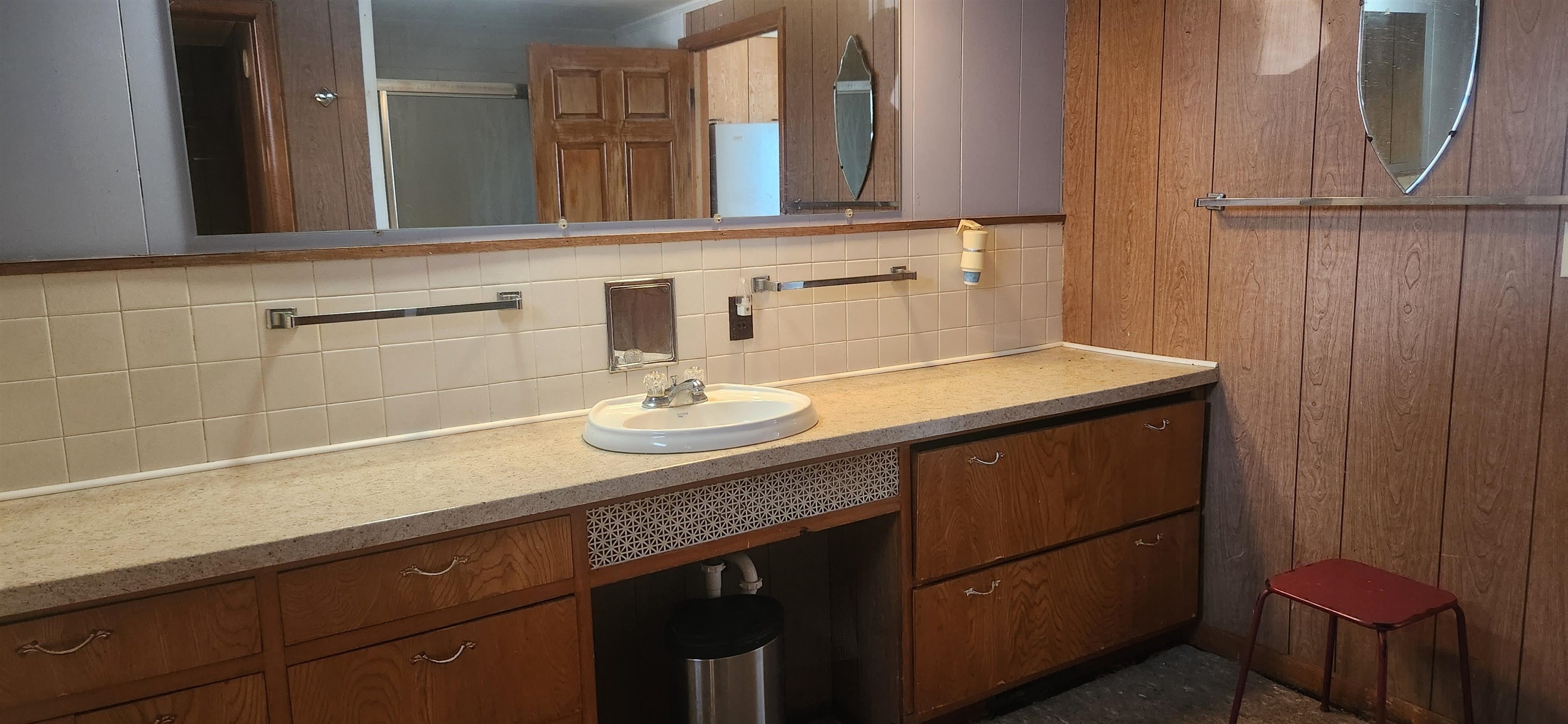 Photo 18 of 311 S Superior St