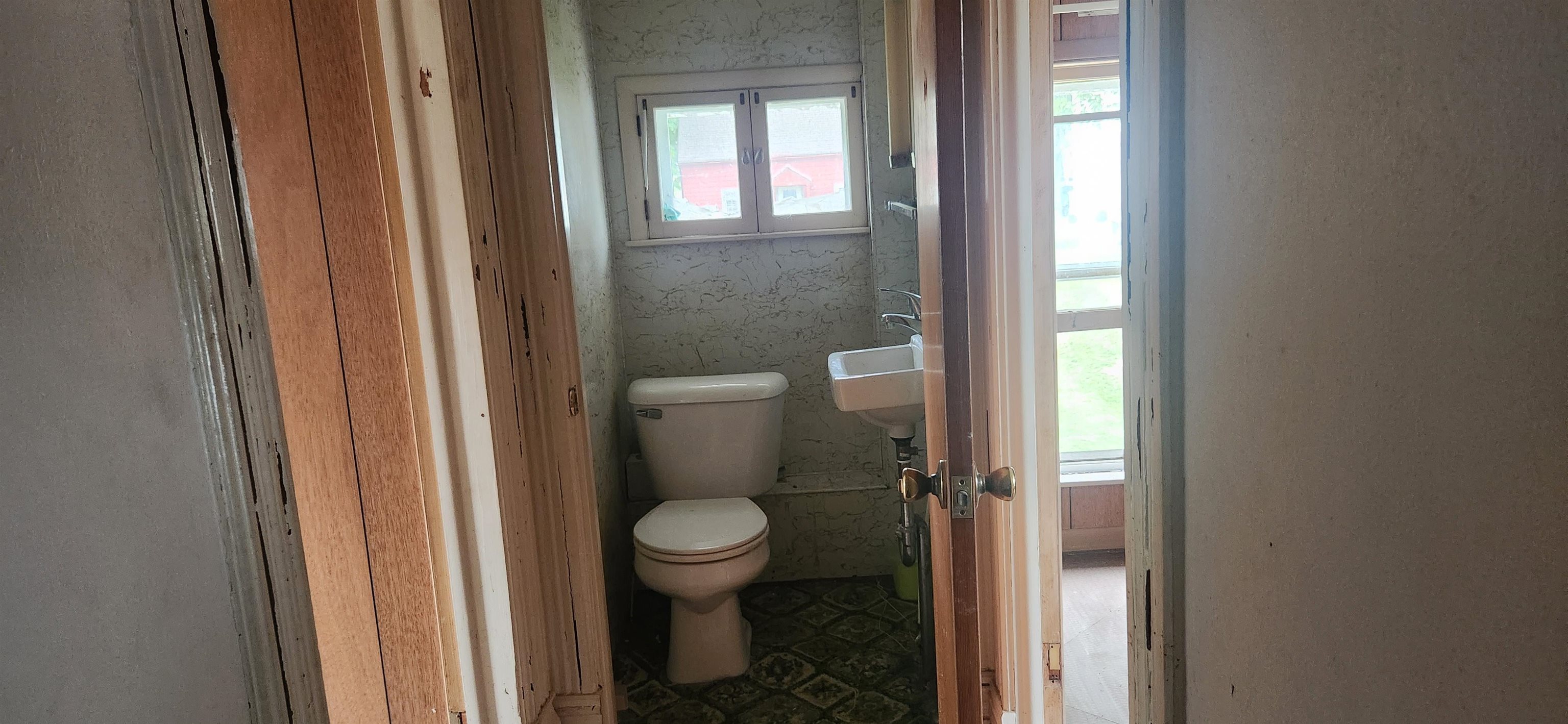 Photo 24 of 311 S Superior St