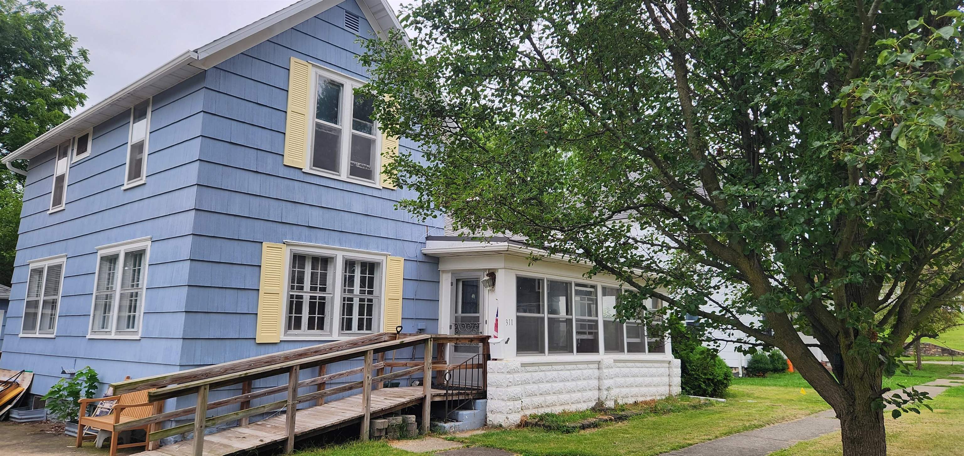 Photo 29 of 311 S Superior St