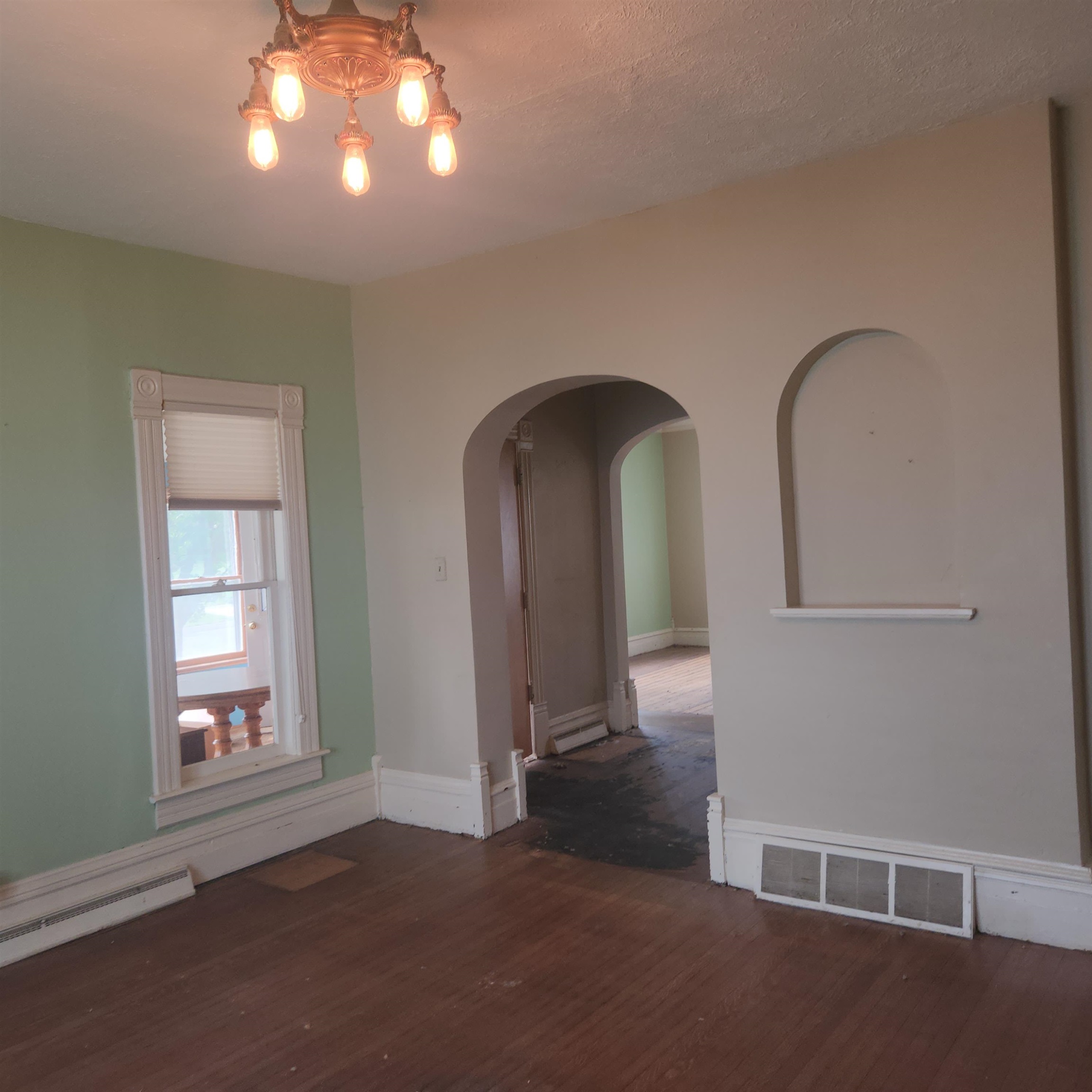 Photo 6 of 311 S Superior St