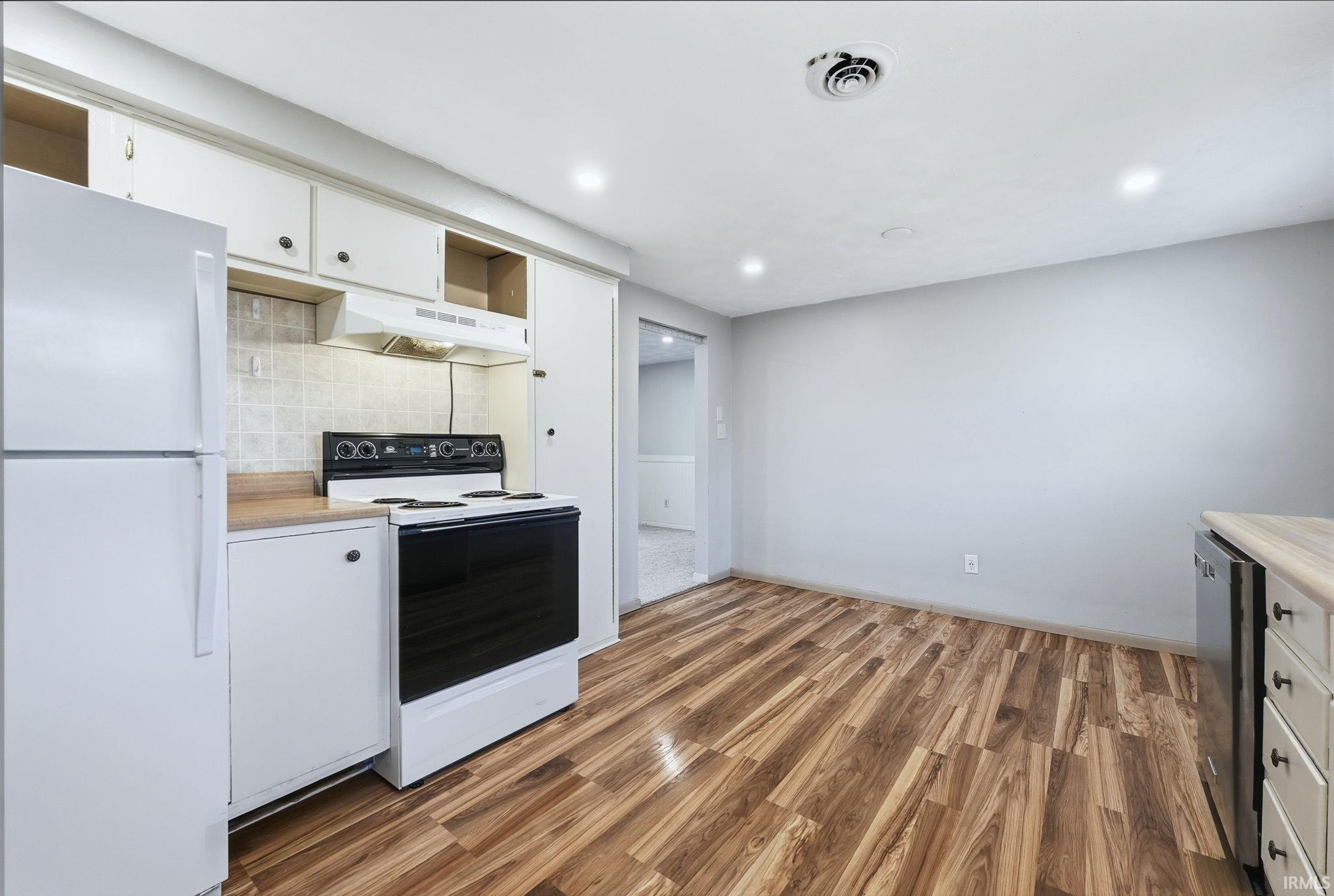 Photo 5 of 7311 Denise Drive