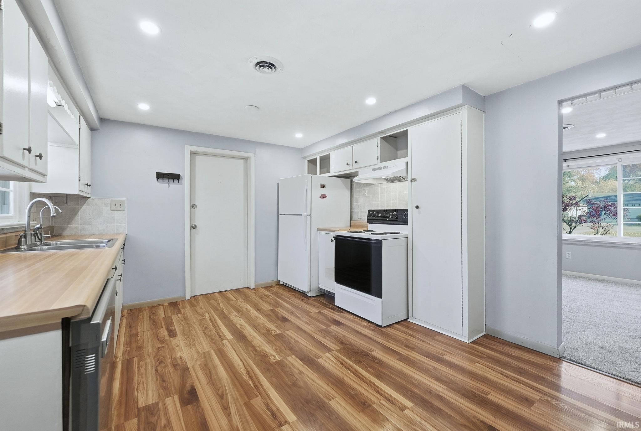 Photo 6 of 7311 Denise Drive