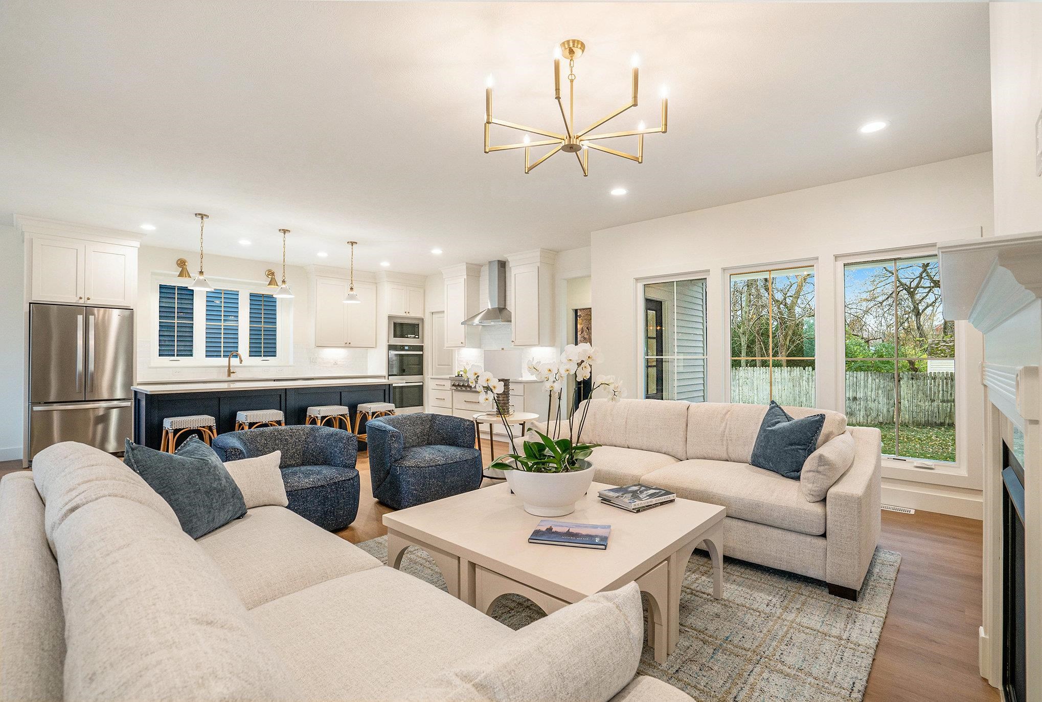 Homes for sale in South Bend, IN | 735 N Twyckenham Dr, South Bend, IN 46617 | MLS# 202533365