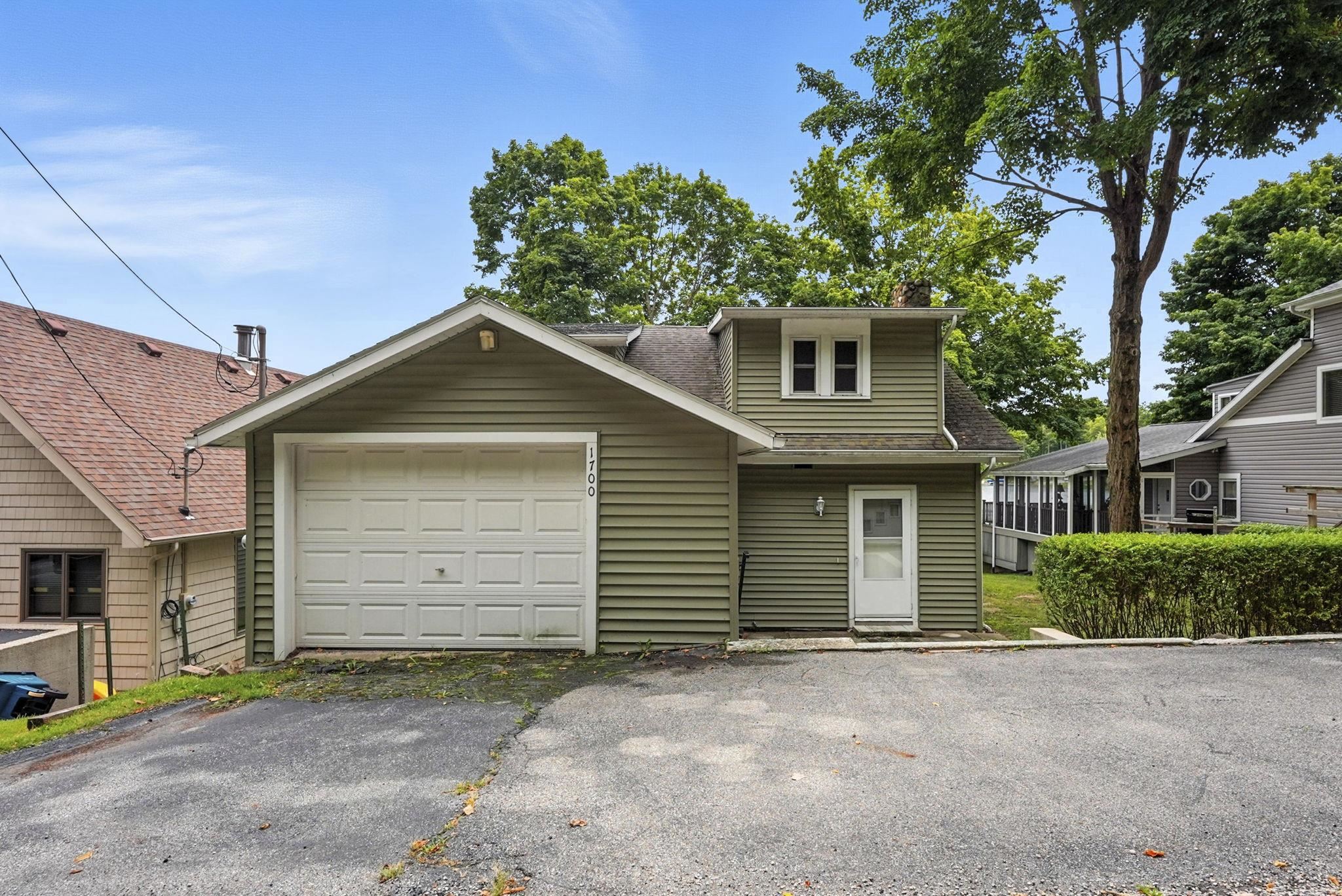 Photo 10 of 1700 E Linker Road