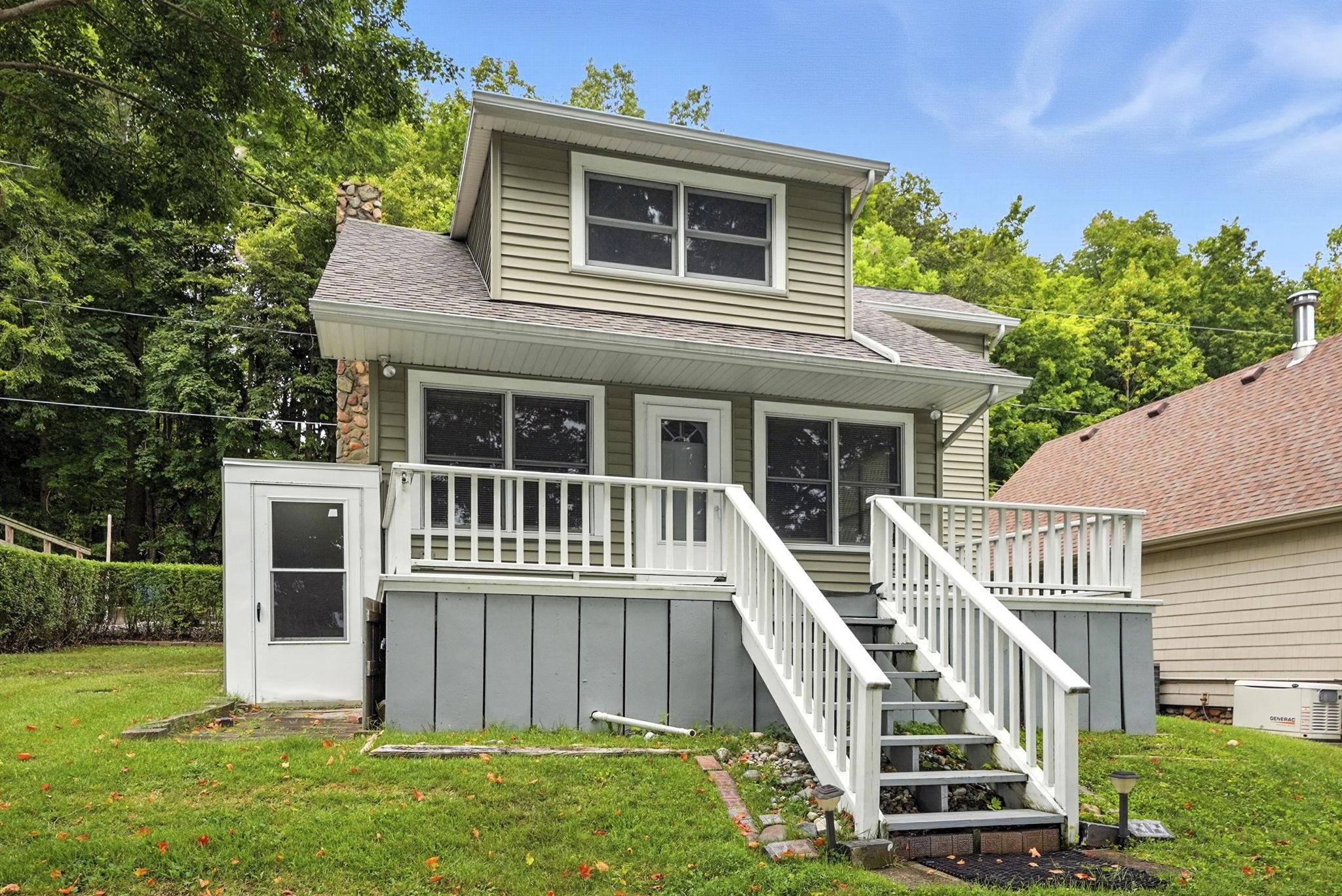 Photo 2 of 1700 E Linker Road