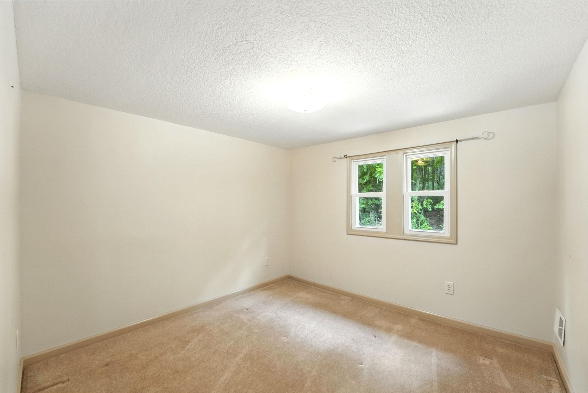 Photo 20 of 1700 E Linker Road