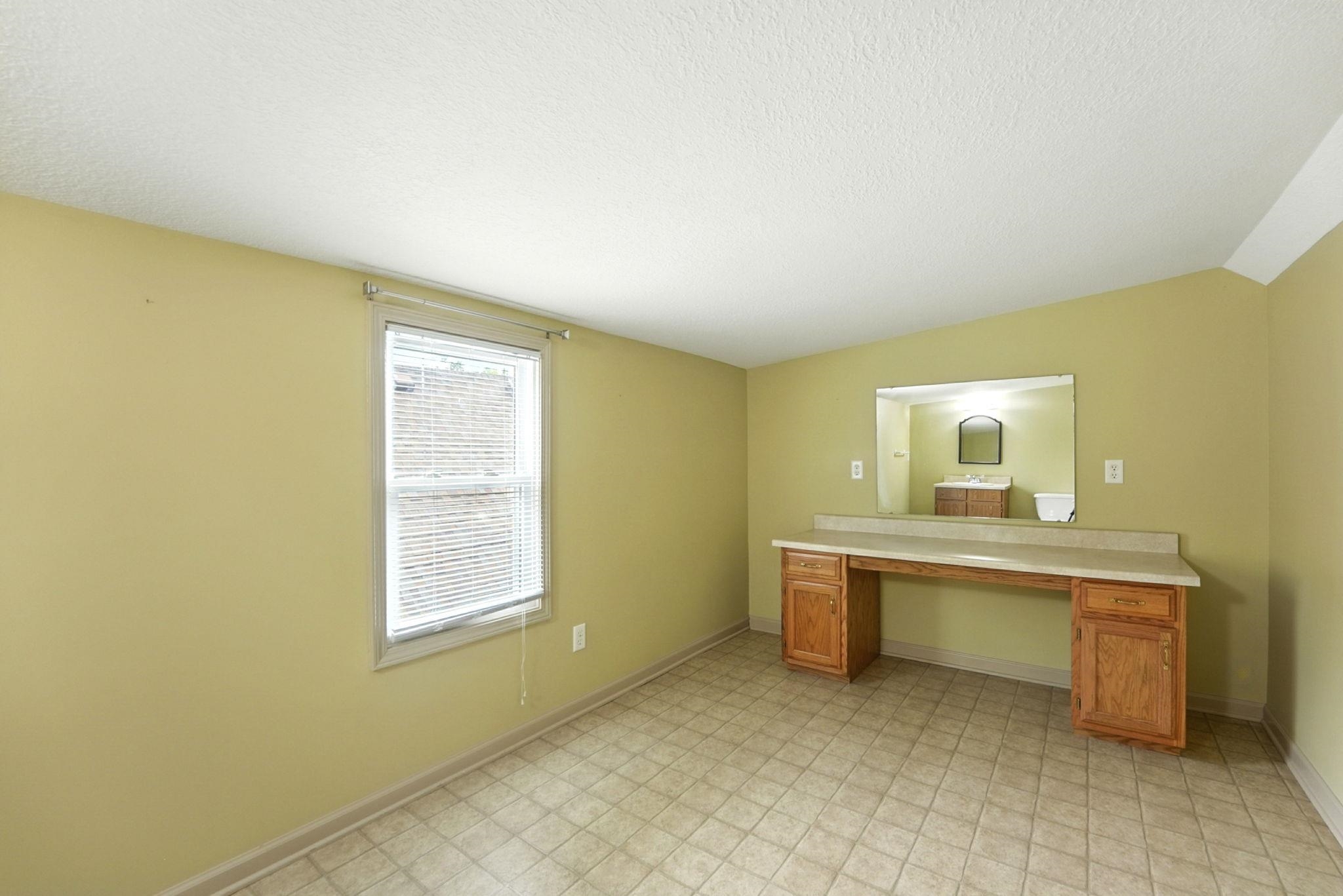 Photo 24 of 1700 E Linker Road