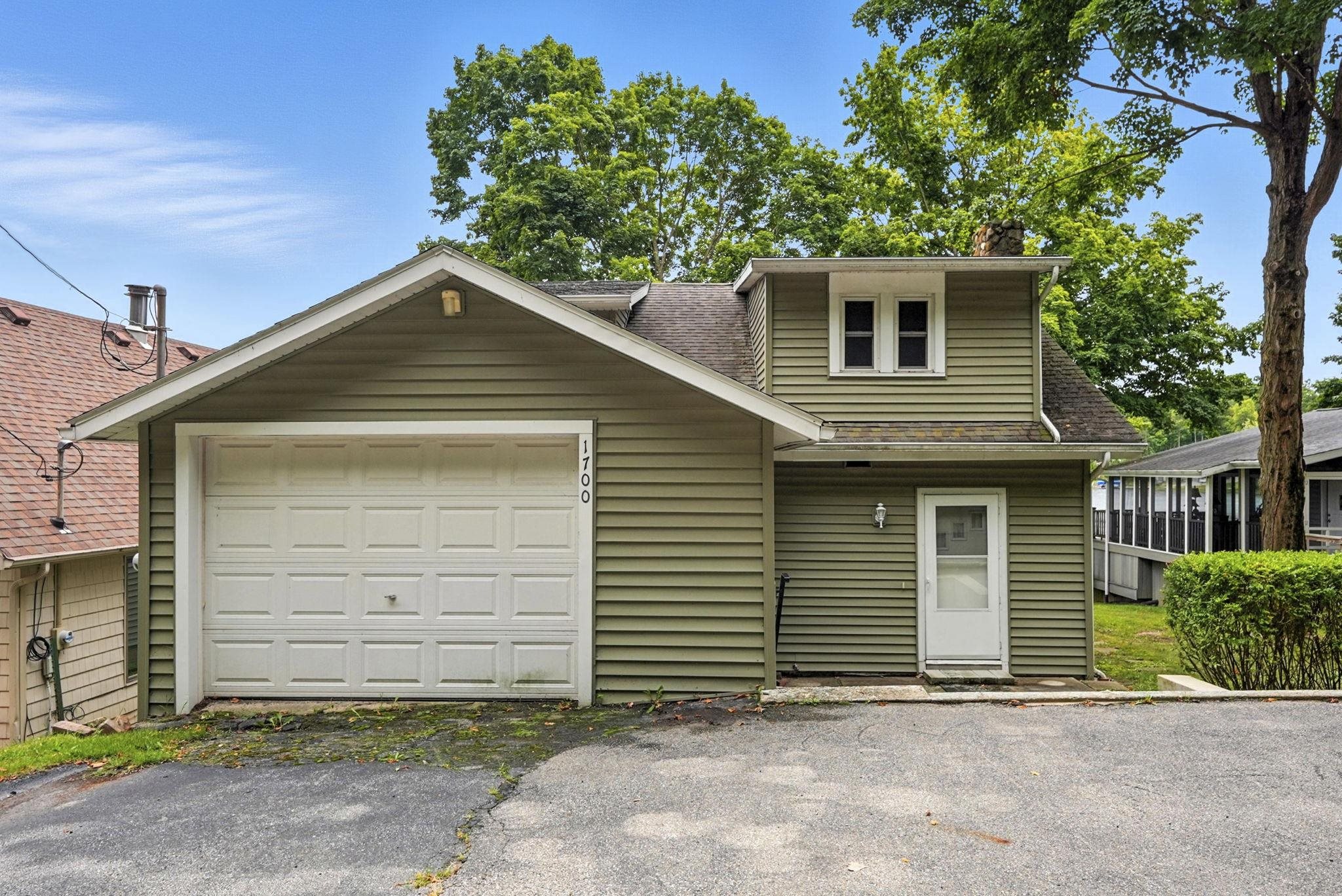 Photo 9 of 1700 E Linker Road