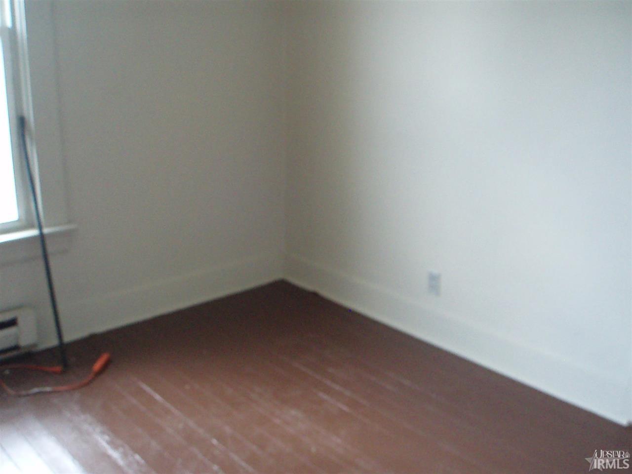 Photo 5 of 938 Herman