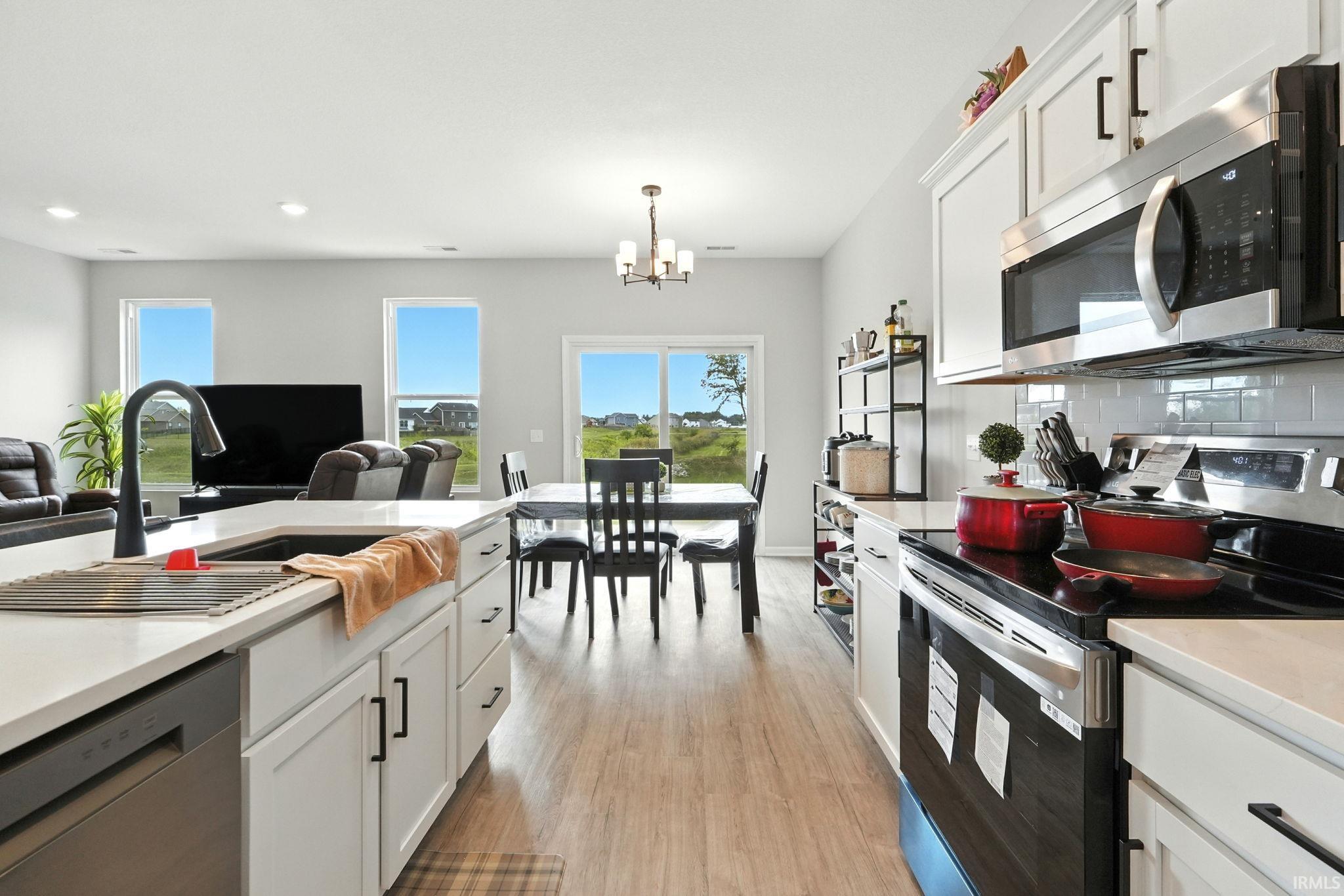 Photo 7 of 1303 N West Hamilton Road