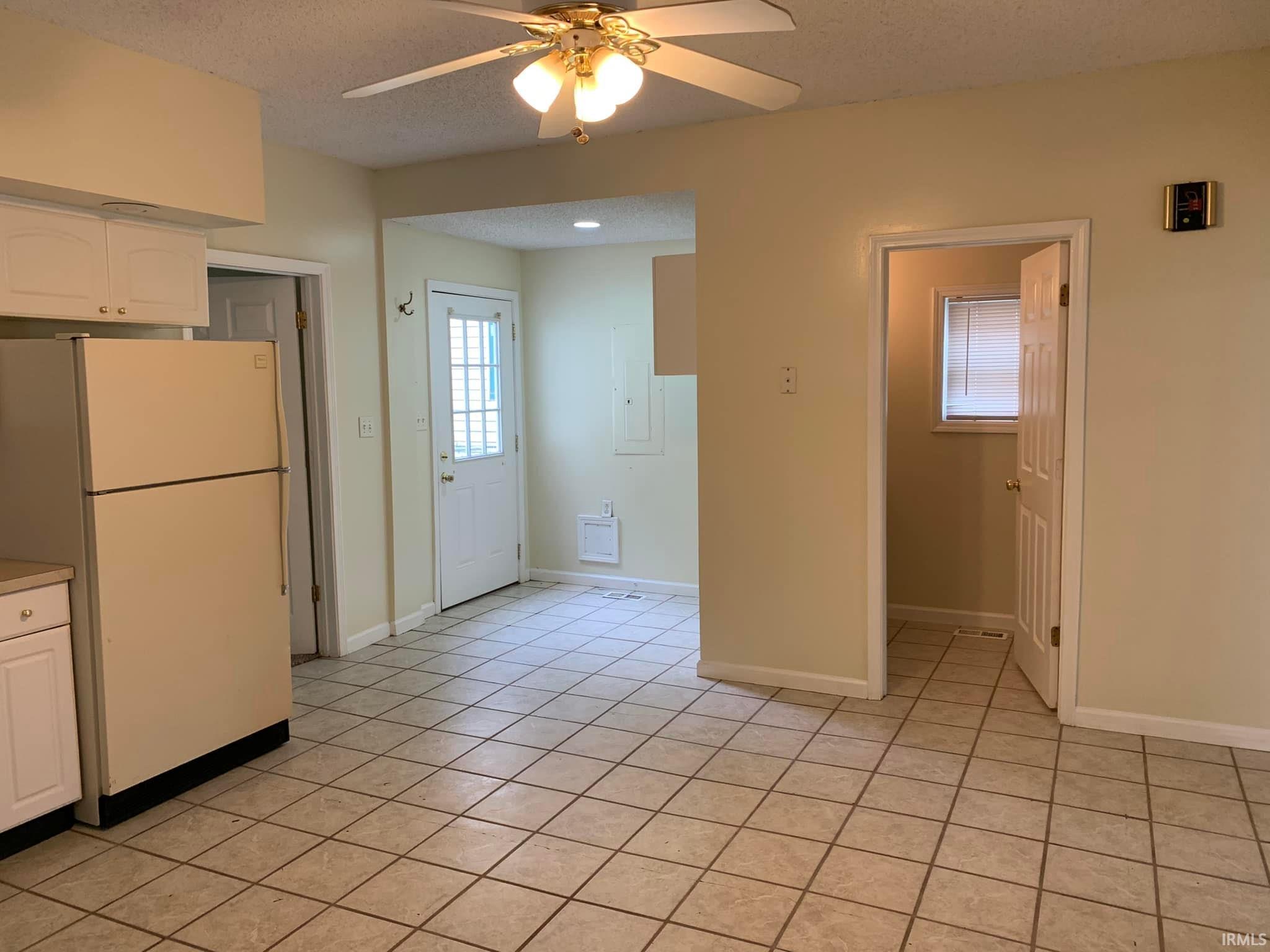 Homes for sale in Evansville, IN | 210 E Maryland St, Evansville, IN 47711 | MLS# 202533486