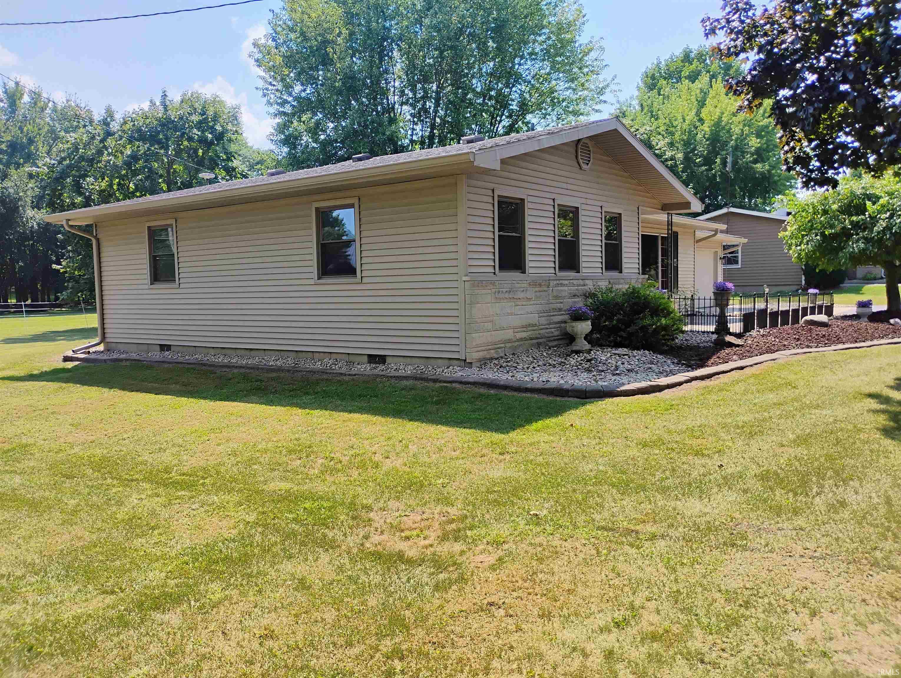 Photo 2 of 1530 N Terrace Hills Road