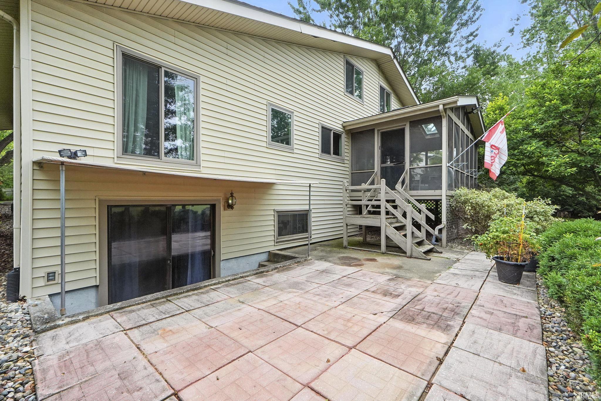 Photo 33 of 1716 Traders Crossing