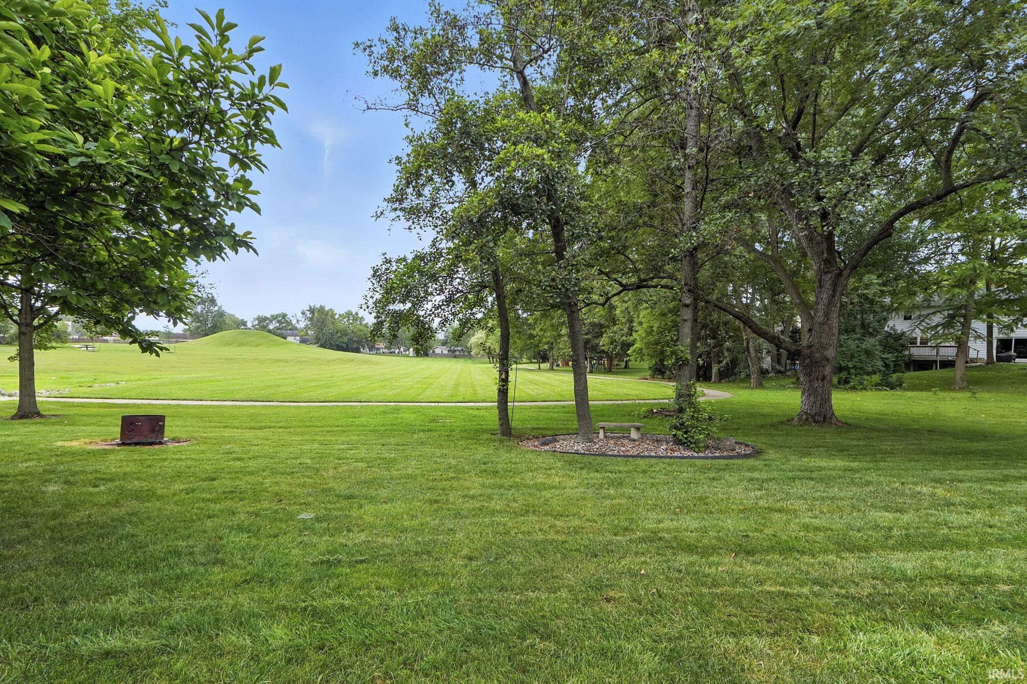 Photo 35 of 1716 Traders Crossing