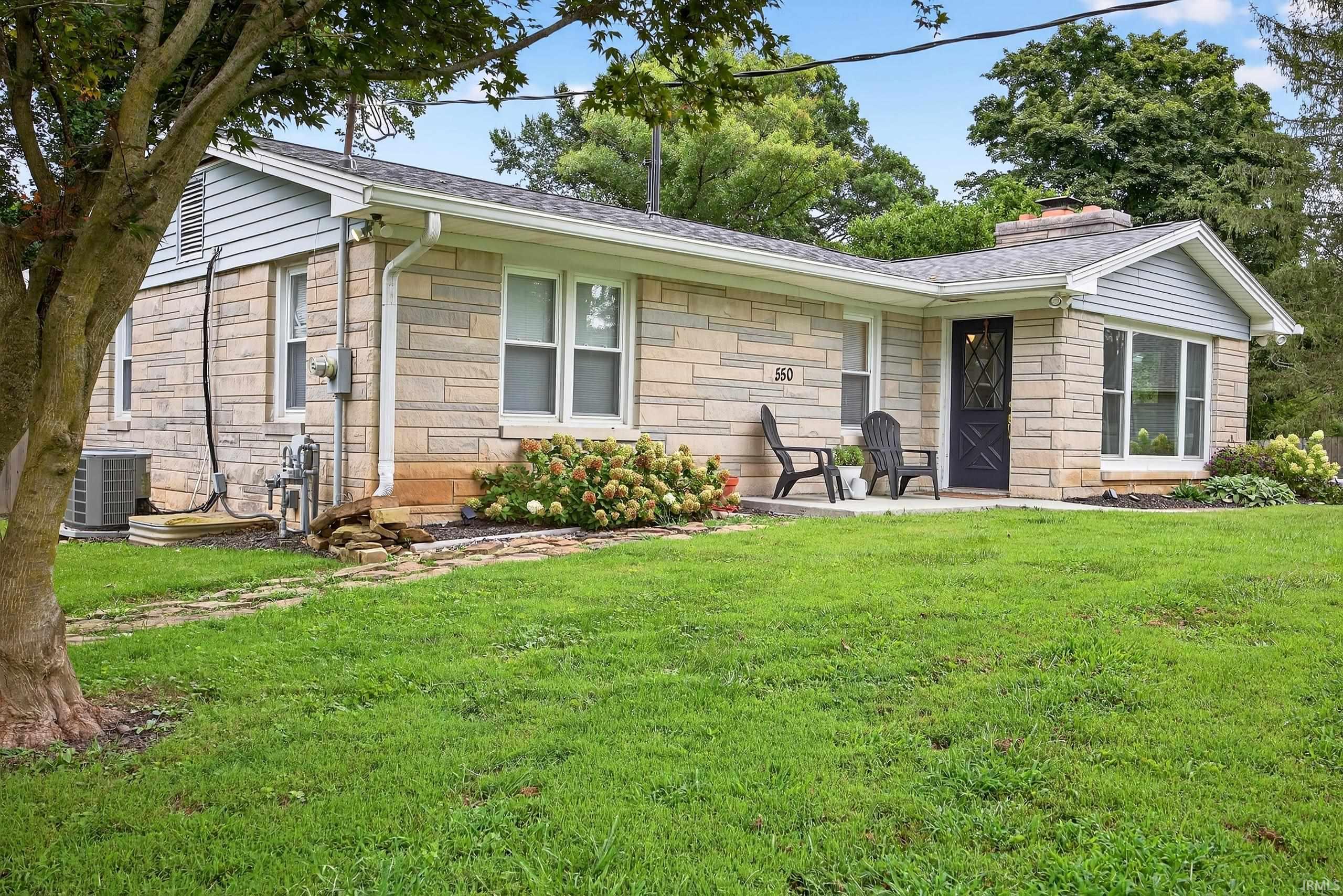 Homes for sale in Bloomington, IN | 550 W Cross Rd, Bloomington, IN 47403 | MLS# 202533604