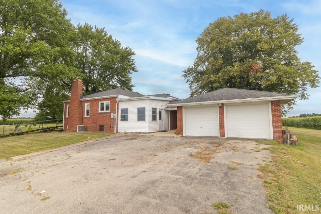 Homes for sale in Knightstown, IN | 9853 W County Road 550 S, Knightstown, IN 46148 | MLS# 202533617