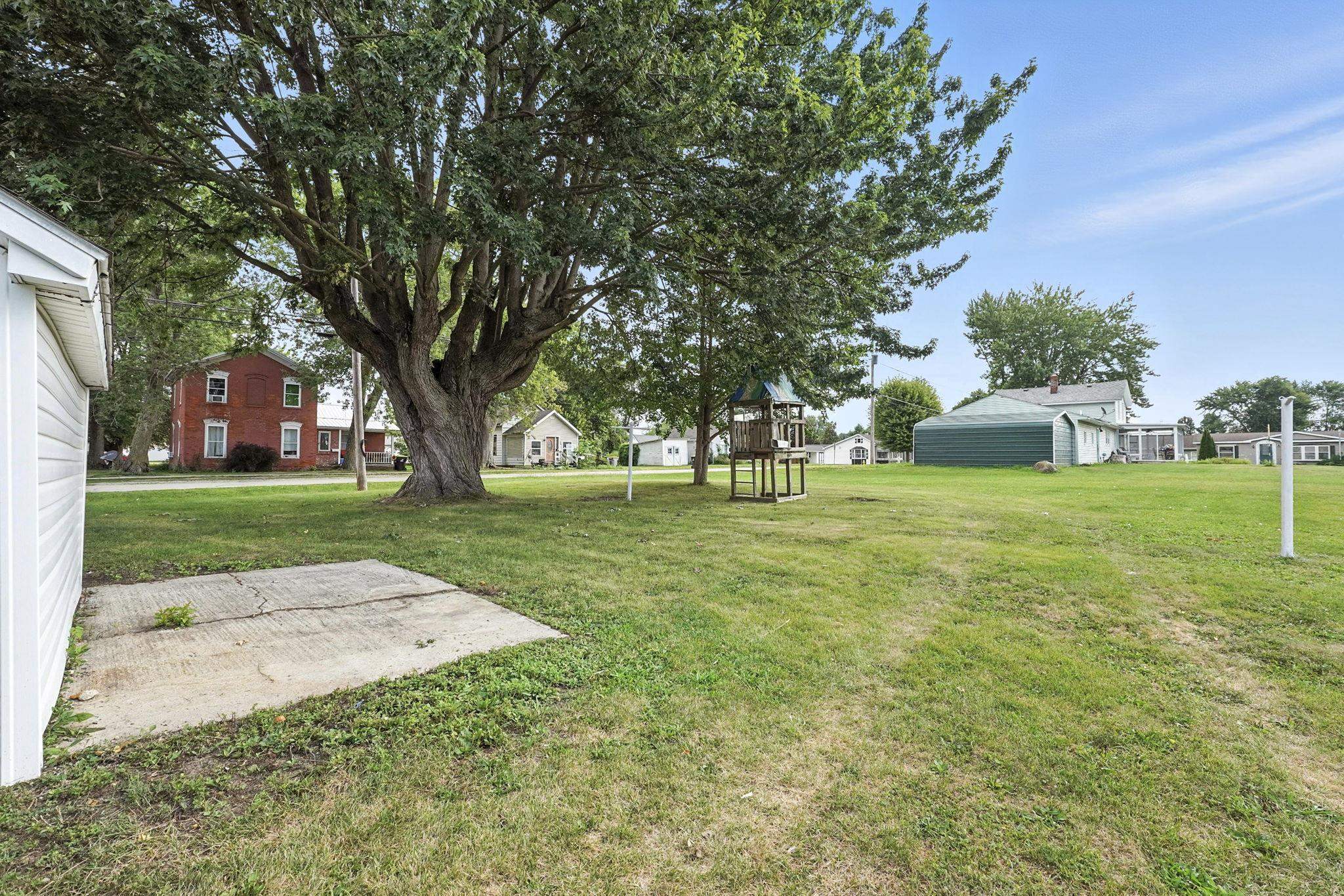 Property Photo 26