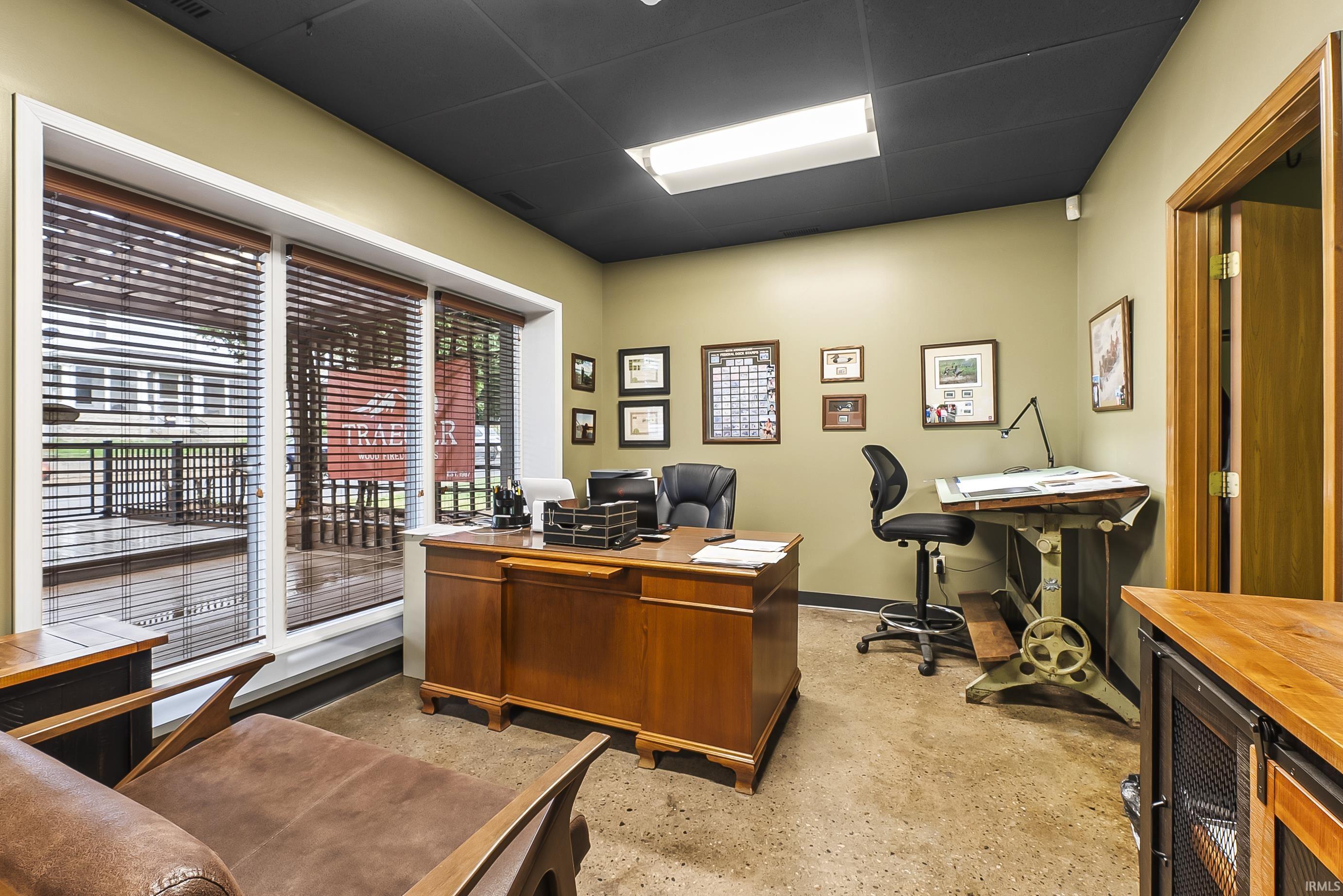 Photo 19 of 2332 N Clinton Street