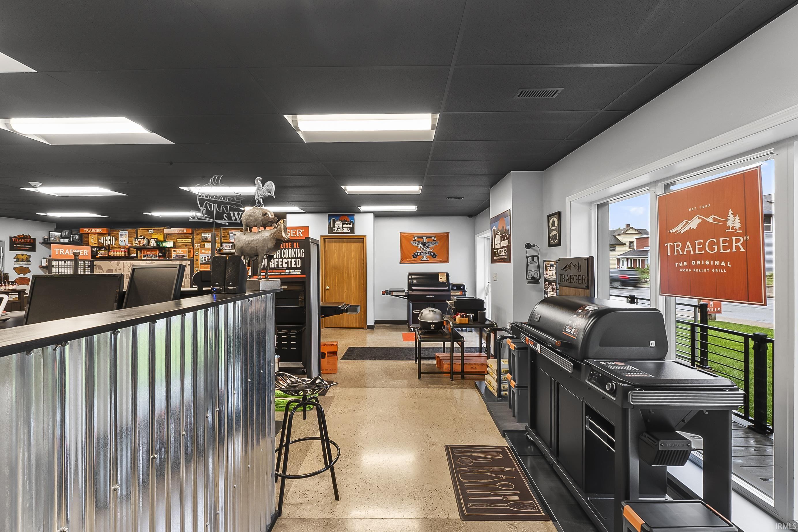 Photo 5 of 2332 N Clinton Street