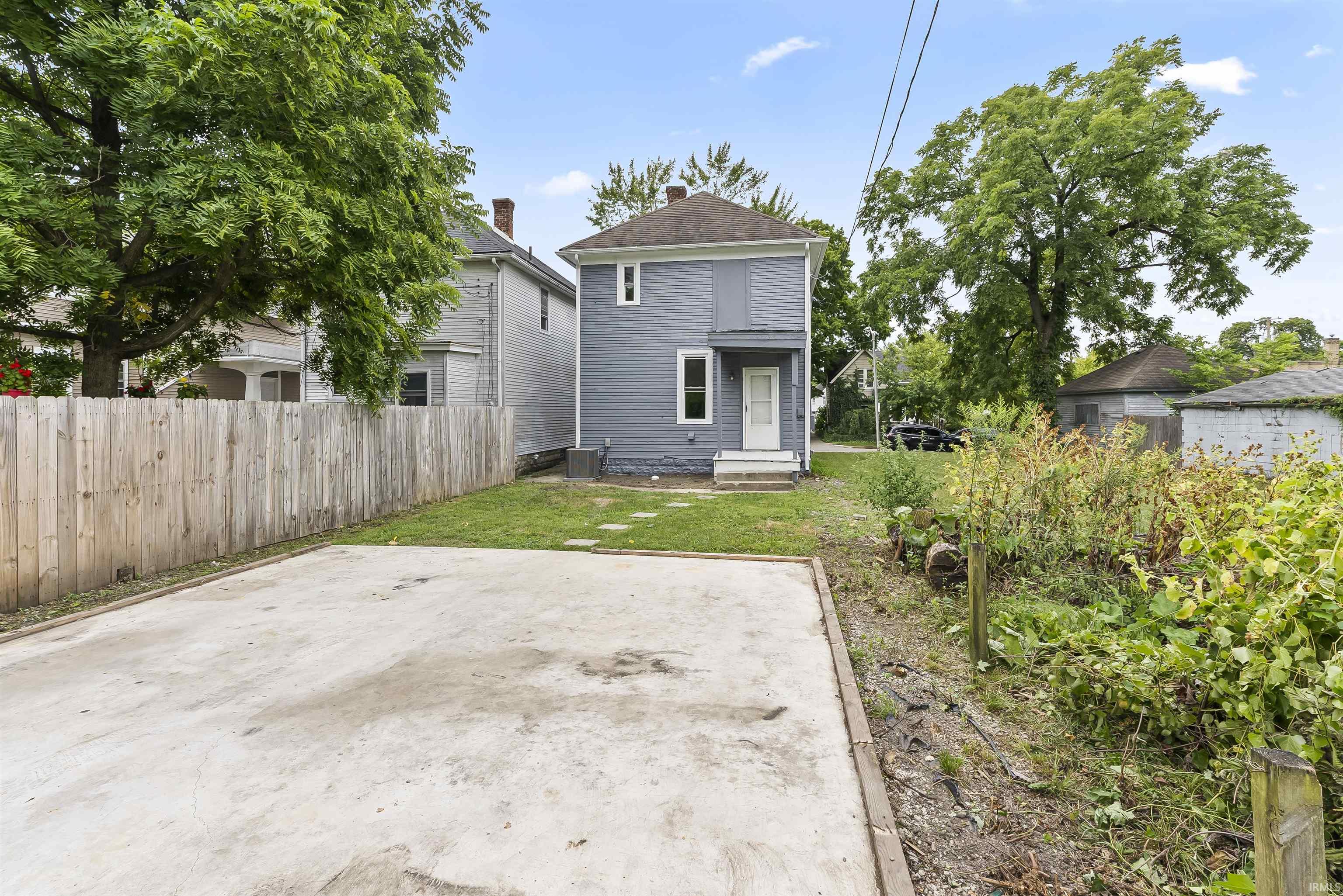 Photo 5 of 1004 Lincoln Avenue