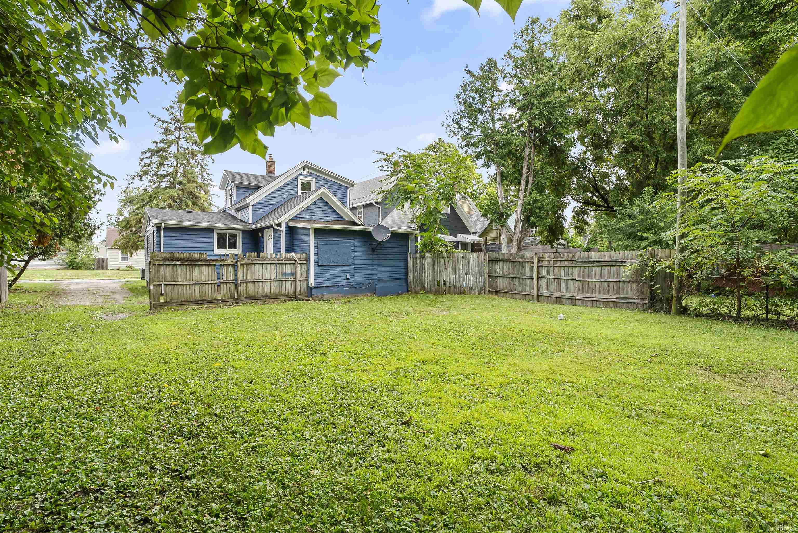 Photo 5 of 1767 Hale Avenue