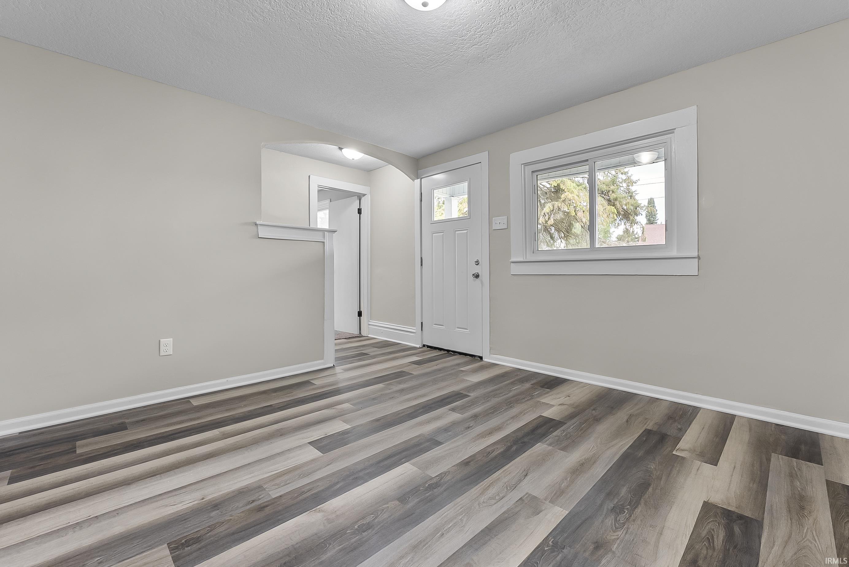 Photo 7 of 1767 Hale Avenue