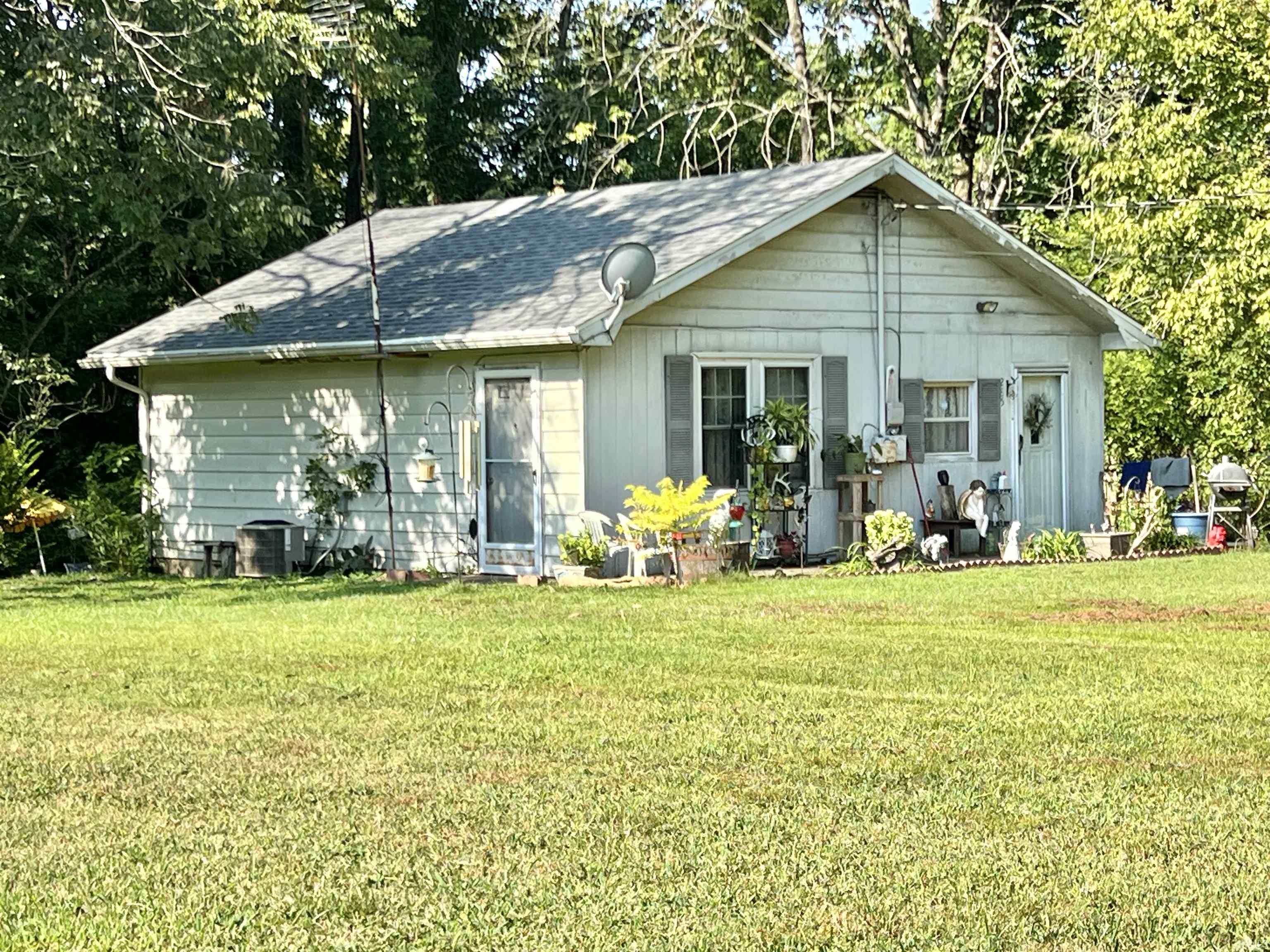 Homes for sale in Chandler, IN | 283 Baughs Ln, Chandler, IN 47610 | MLS# 202533767