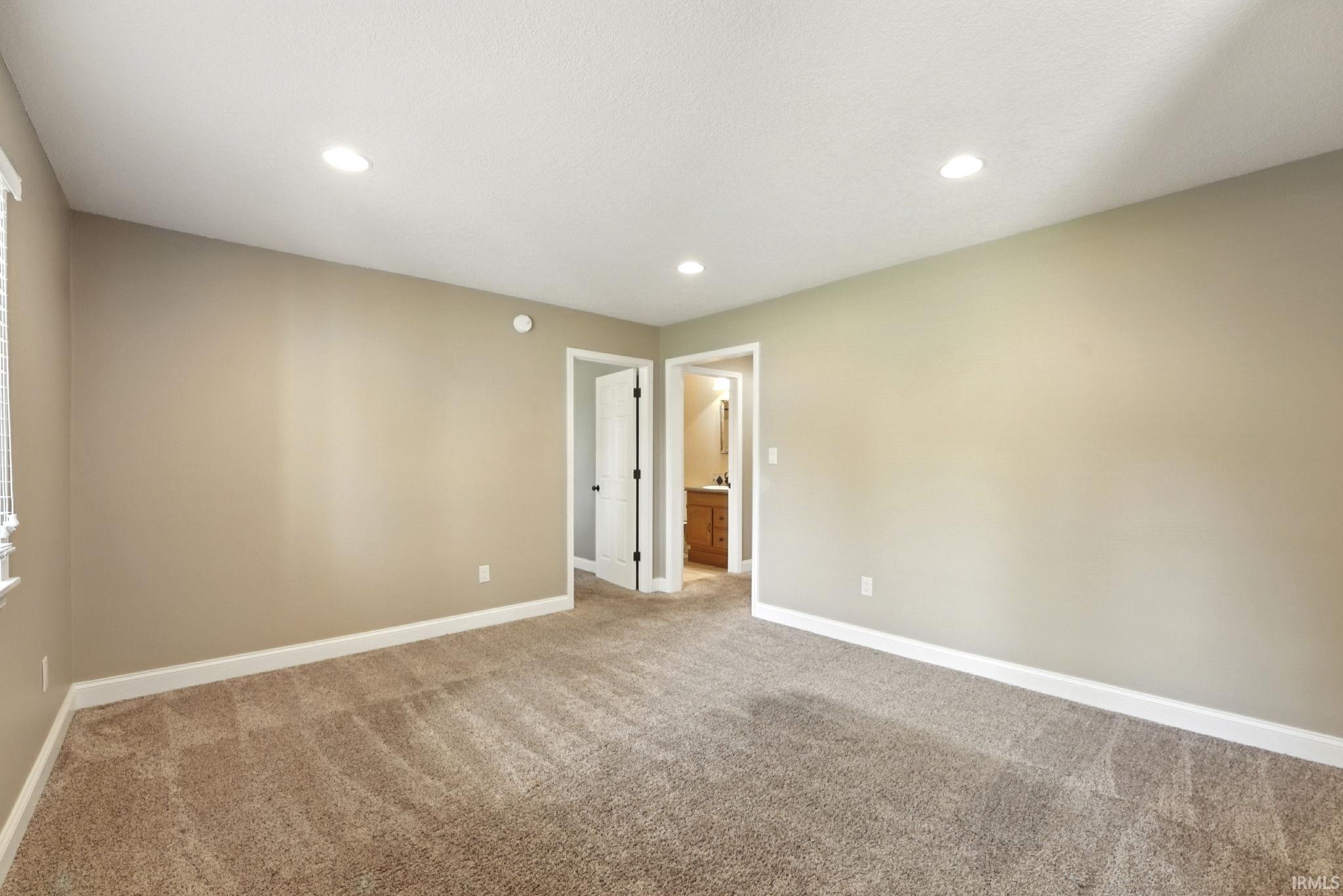 Photo 16 of 12707 Elsworth Street