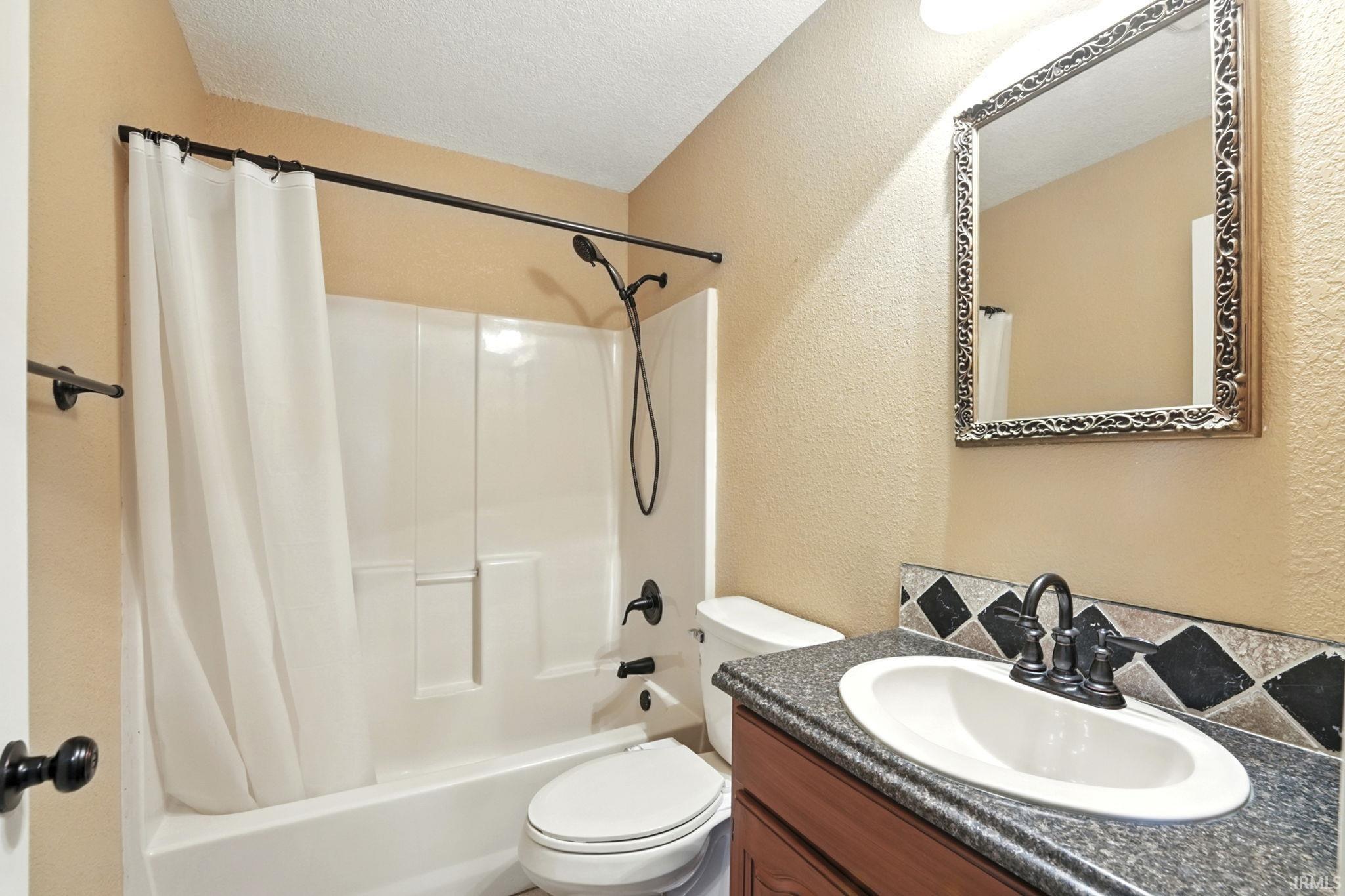 Photo 18 of 12707 Elsworth Street