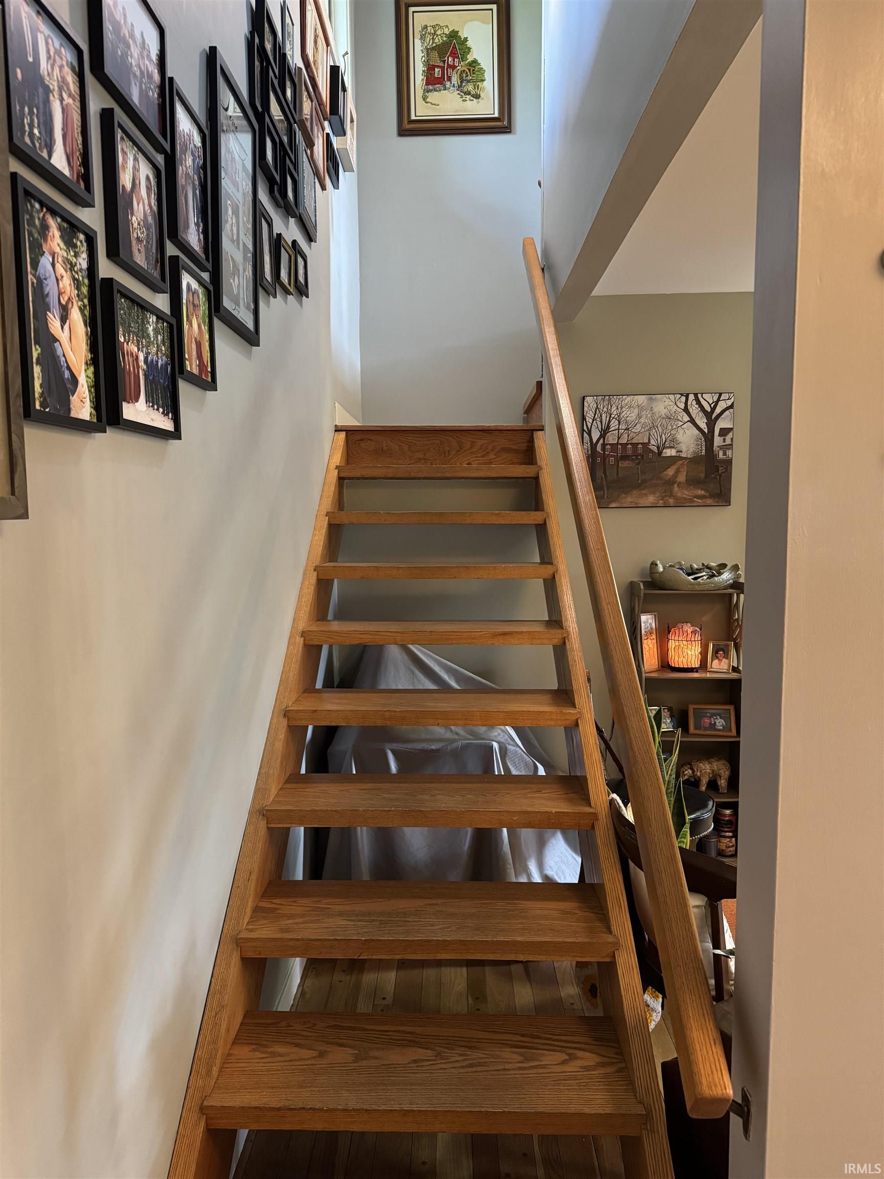 Photo 16 of 459 E Hill Street