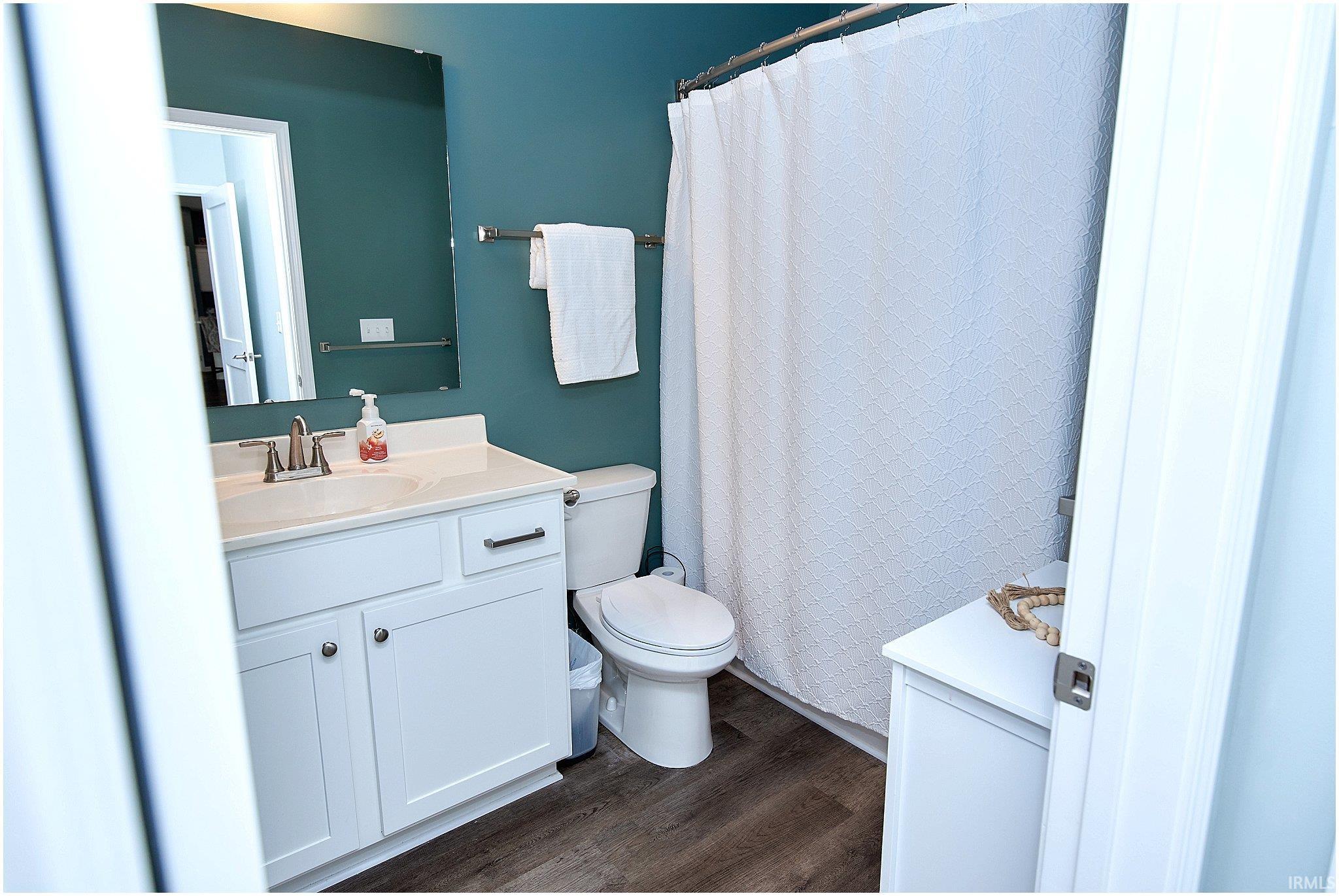 Photo 18 of 1018 W Water Street