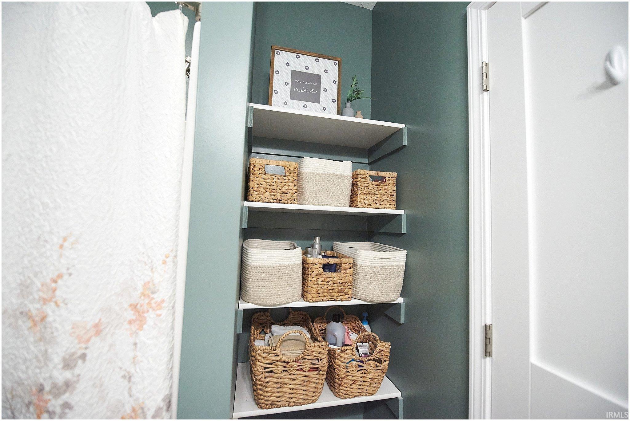 Photo 27 of 1018 W Water Street