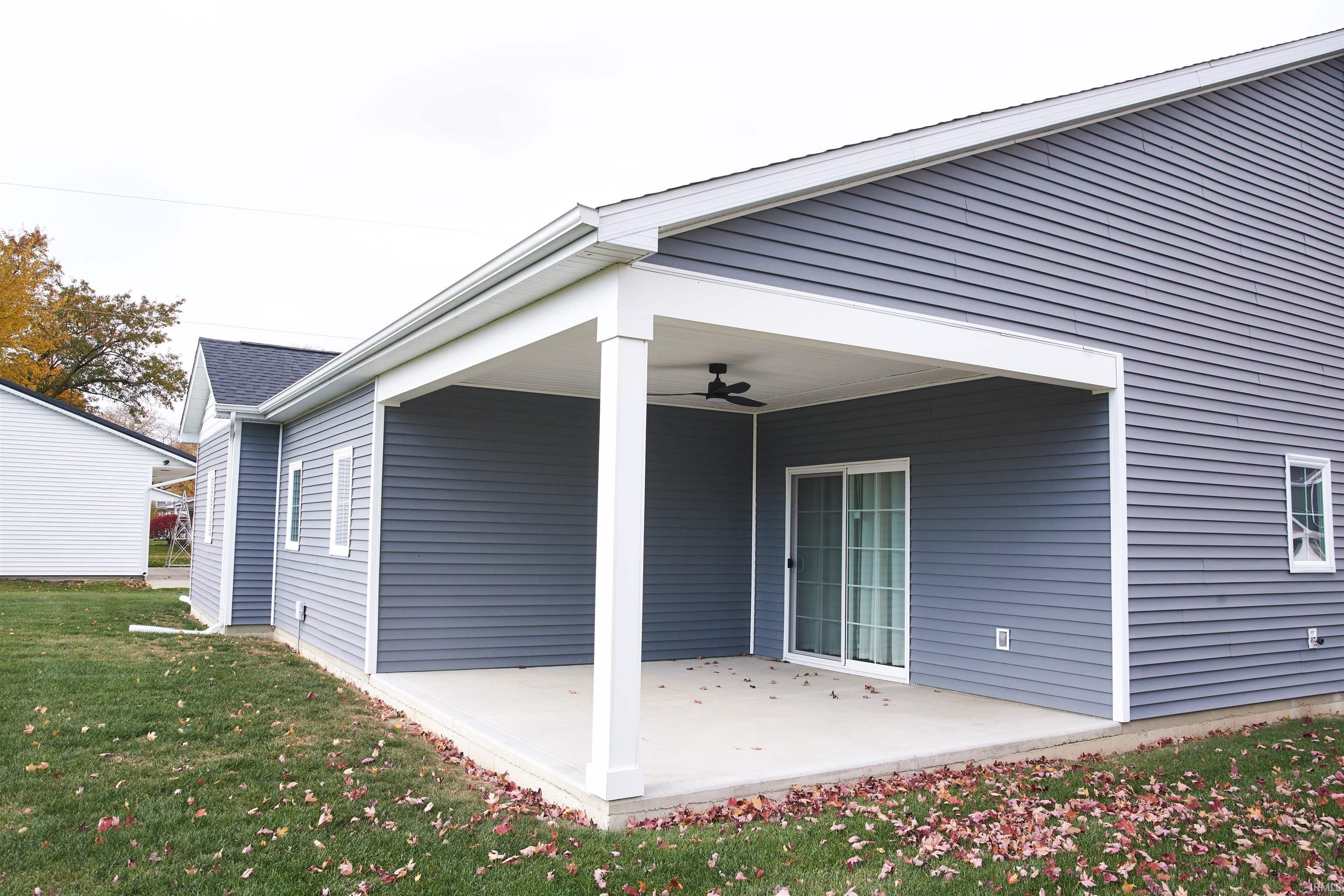 Photo 34 of 1018 W Water Street