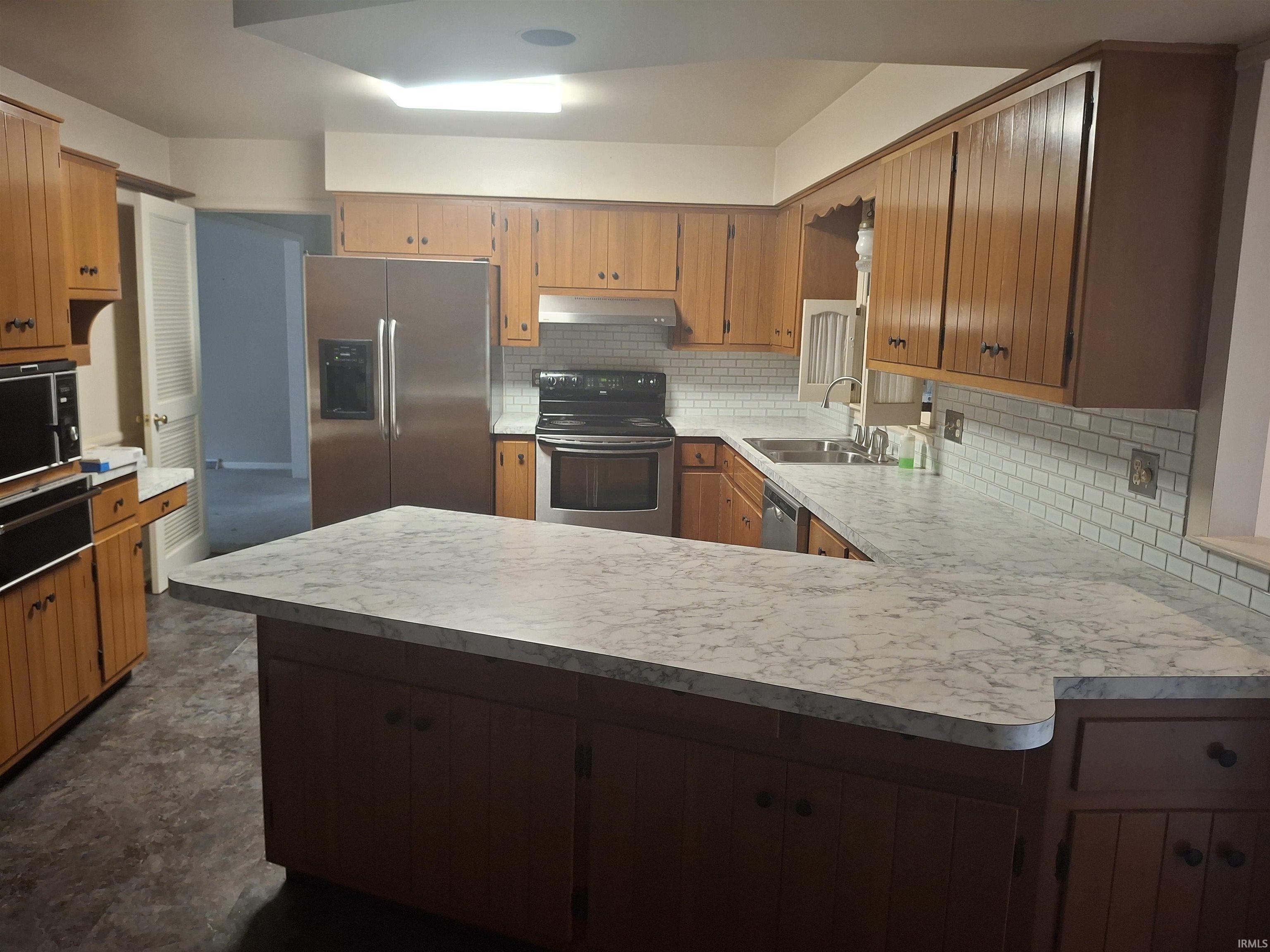 Photo 18 of 2817 Whitegate Drive