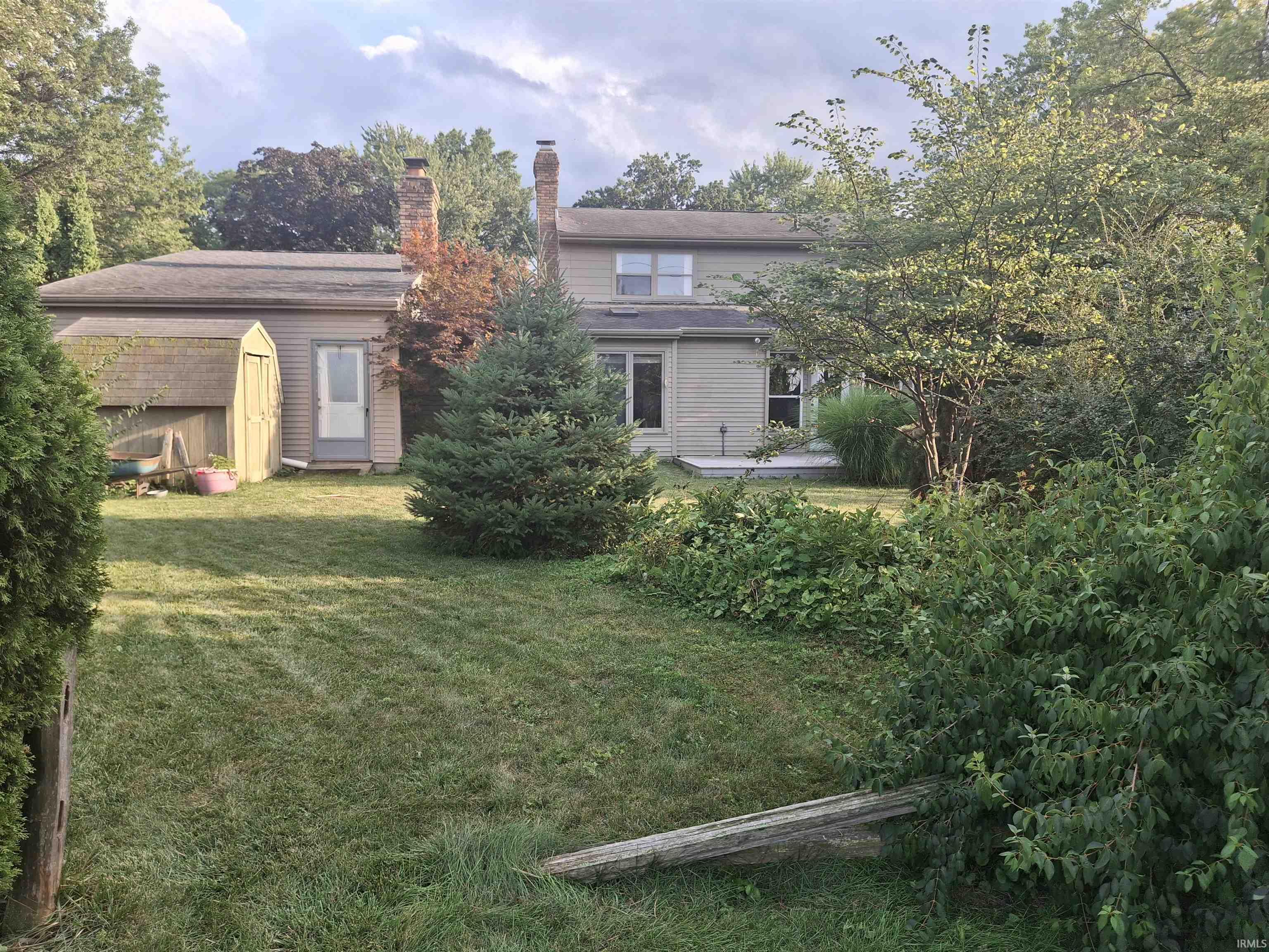 Photo 3 of 2817 Whitegate Drive