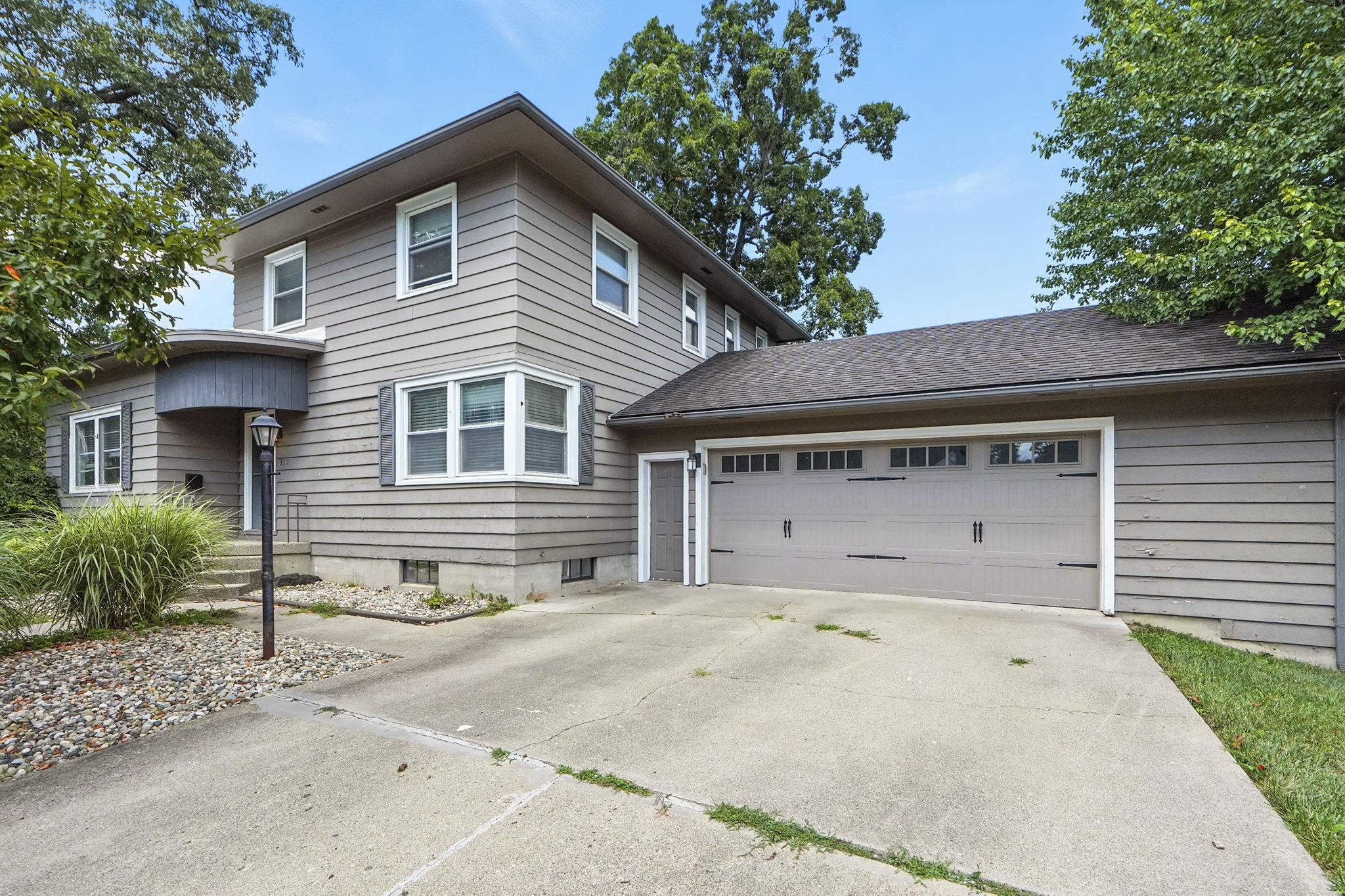 Photo 32 of 312 W Pleasant Street