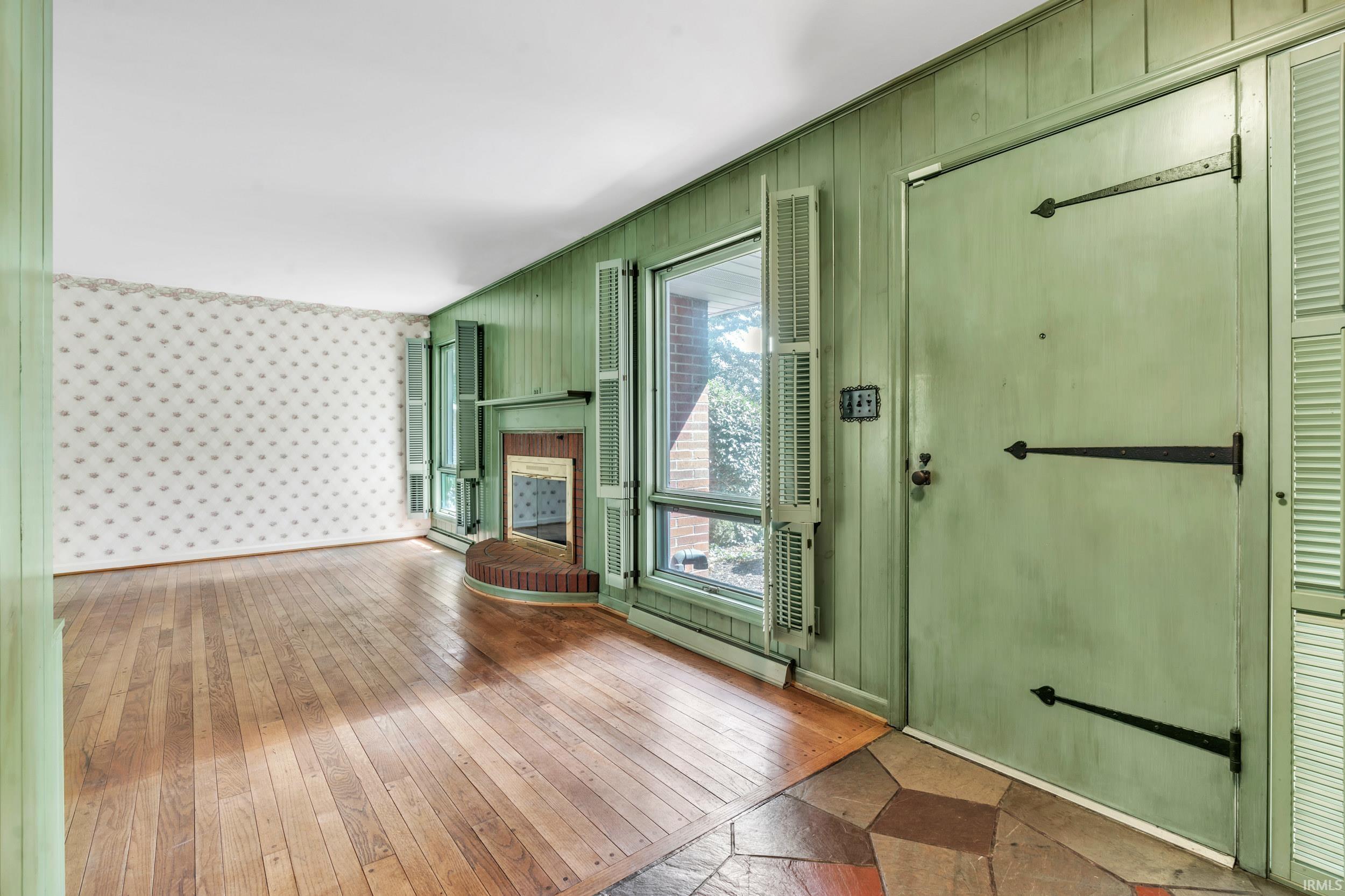 Photo 12 of 705 Wakefield Village Boulevard