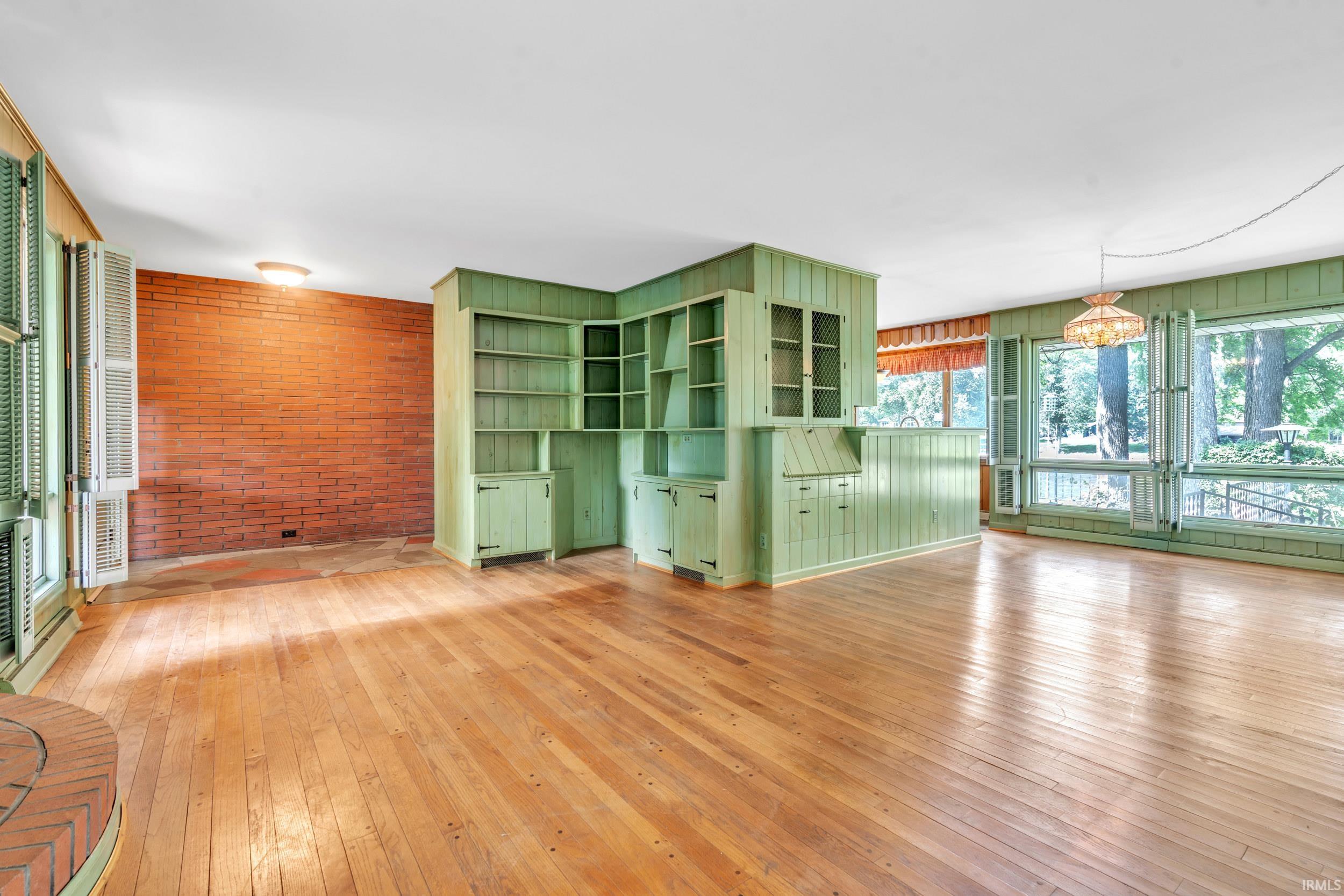 Photo 13 of 705 Wakefield Village Boulevard