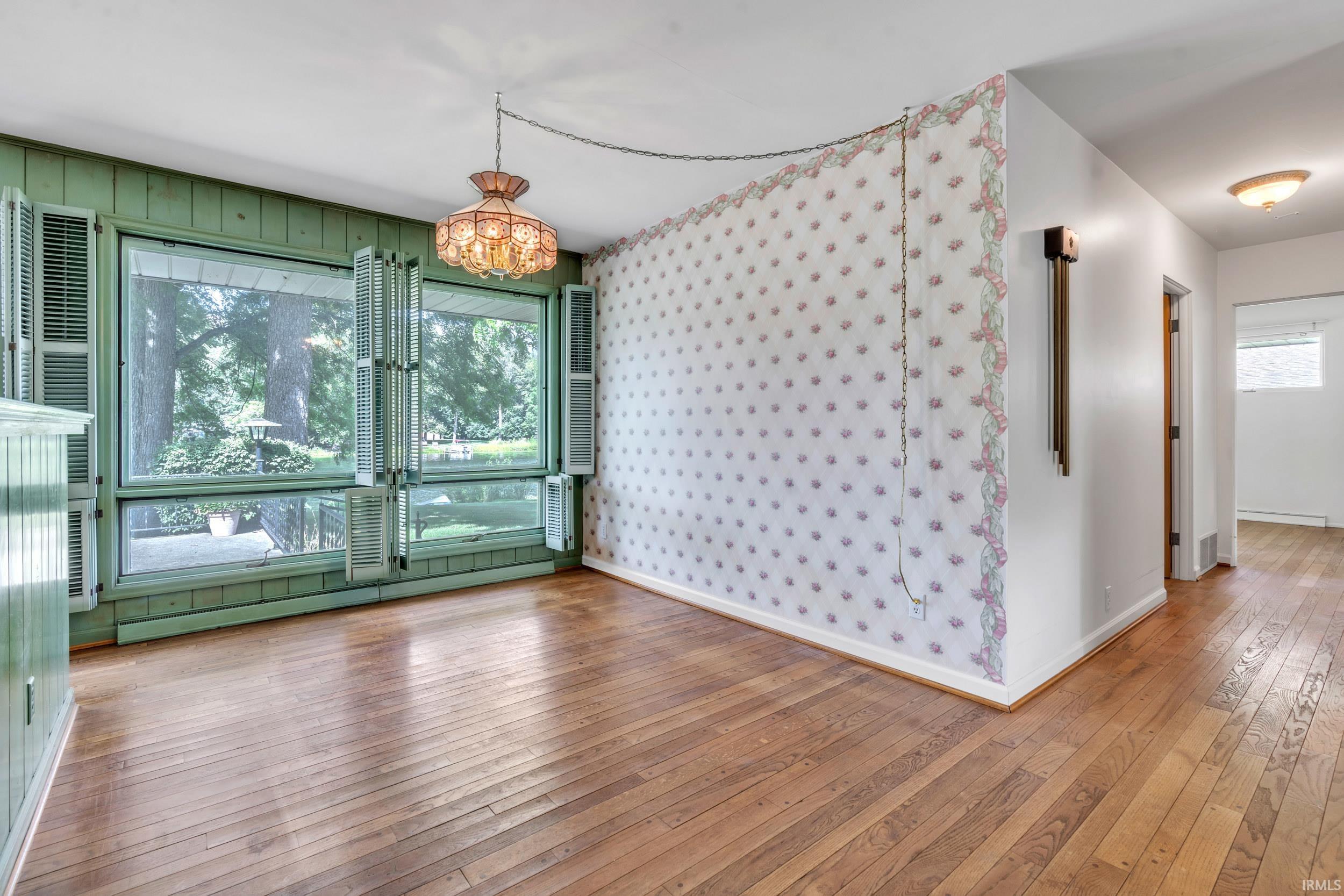 Photo 24 of 705 Wakefield Village Boulevard