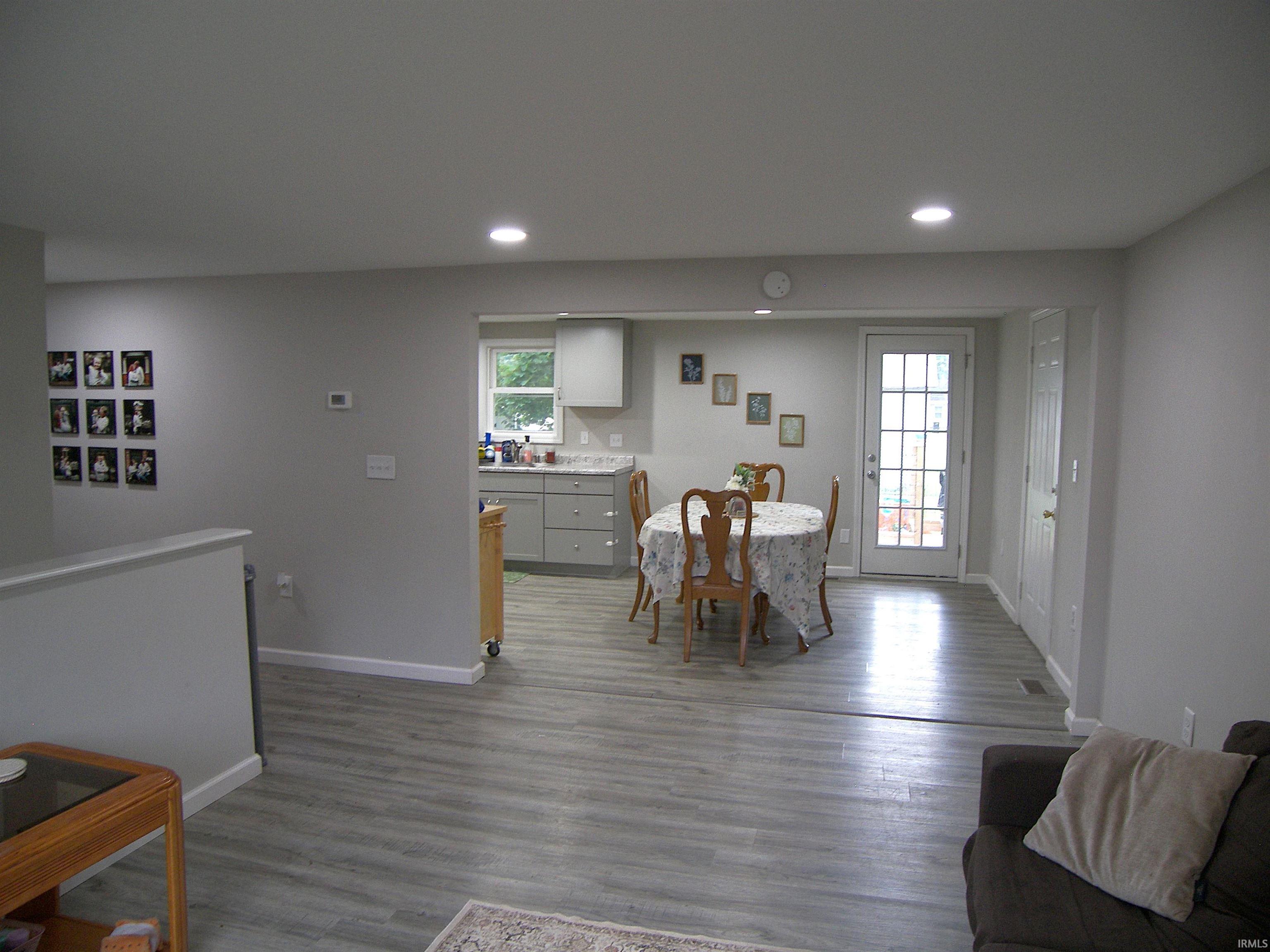 Photo 8 of 316 E Williams Street