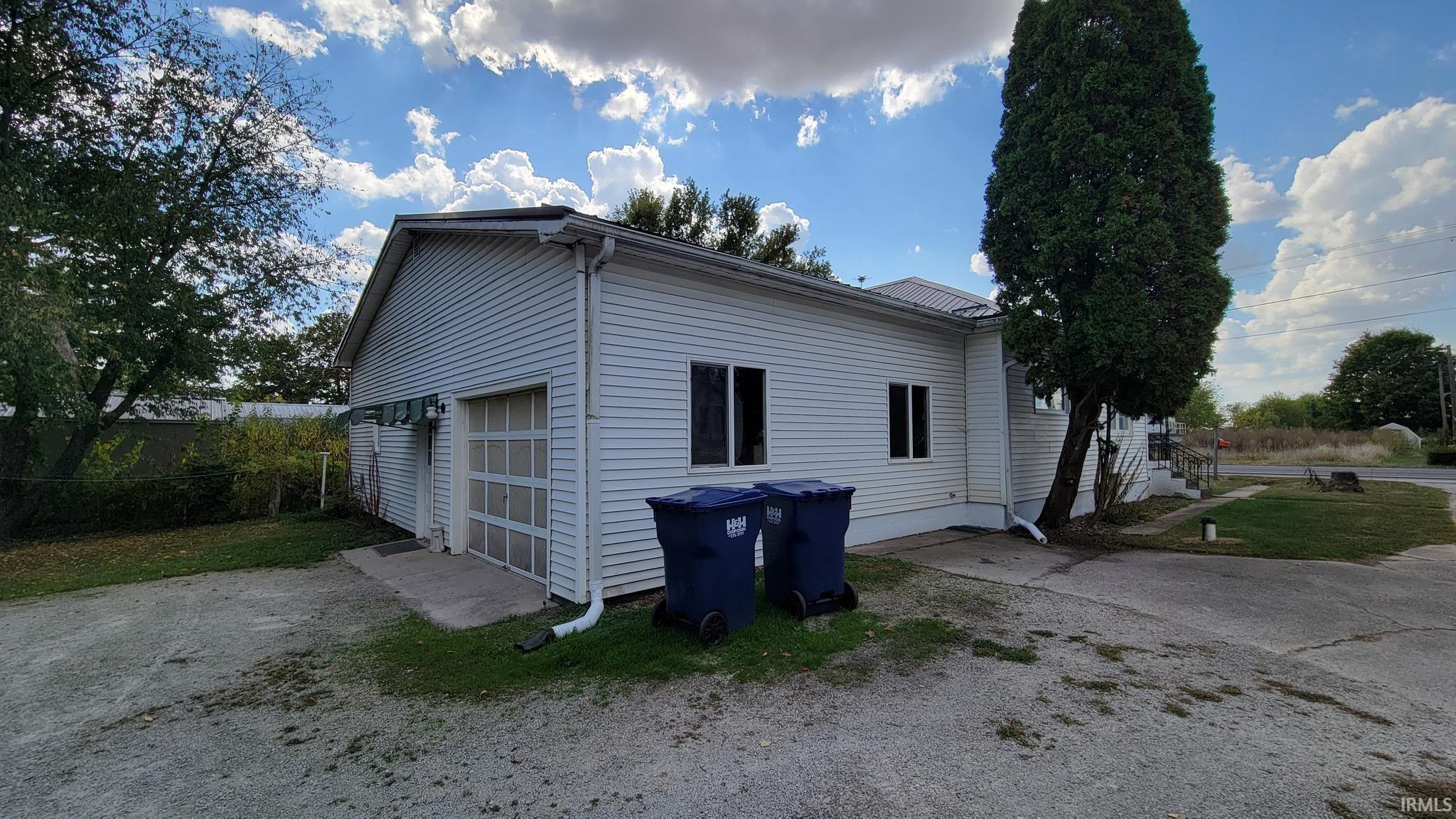 Homes for sale in Huntington, IN | 4091 S Warren Rd, Huntington, IN 46750 | MLS# 202534252